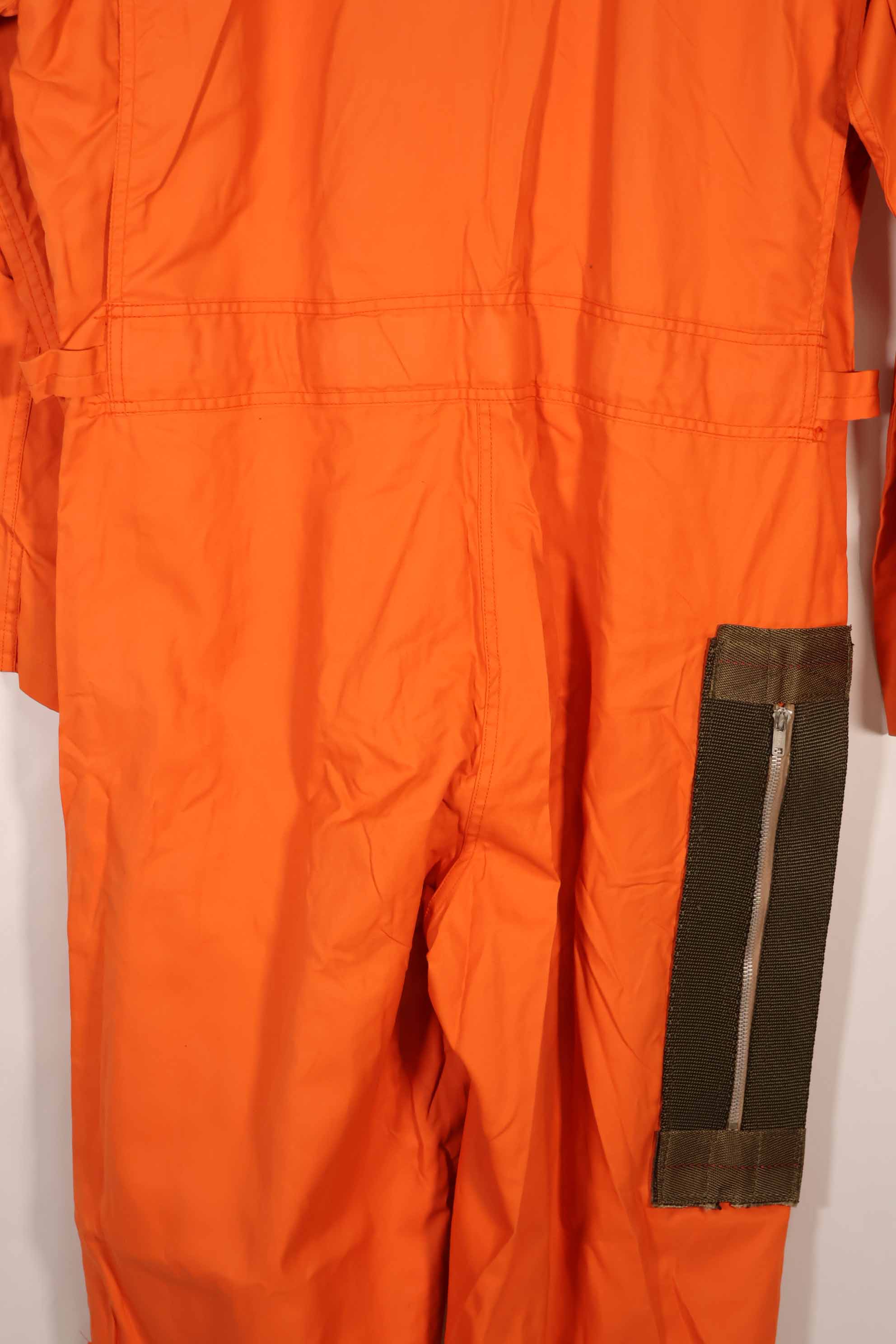 実物 1962年製 アメリカ空軍 USAF K2-B 未使用品 レスキューオレンジ色