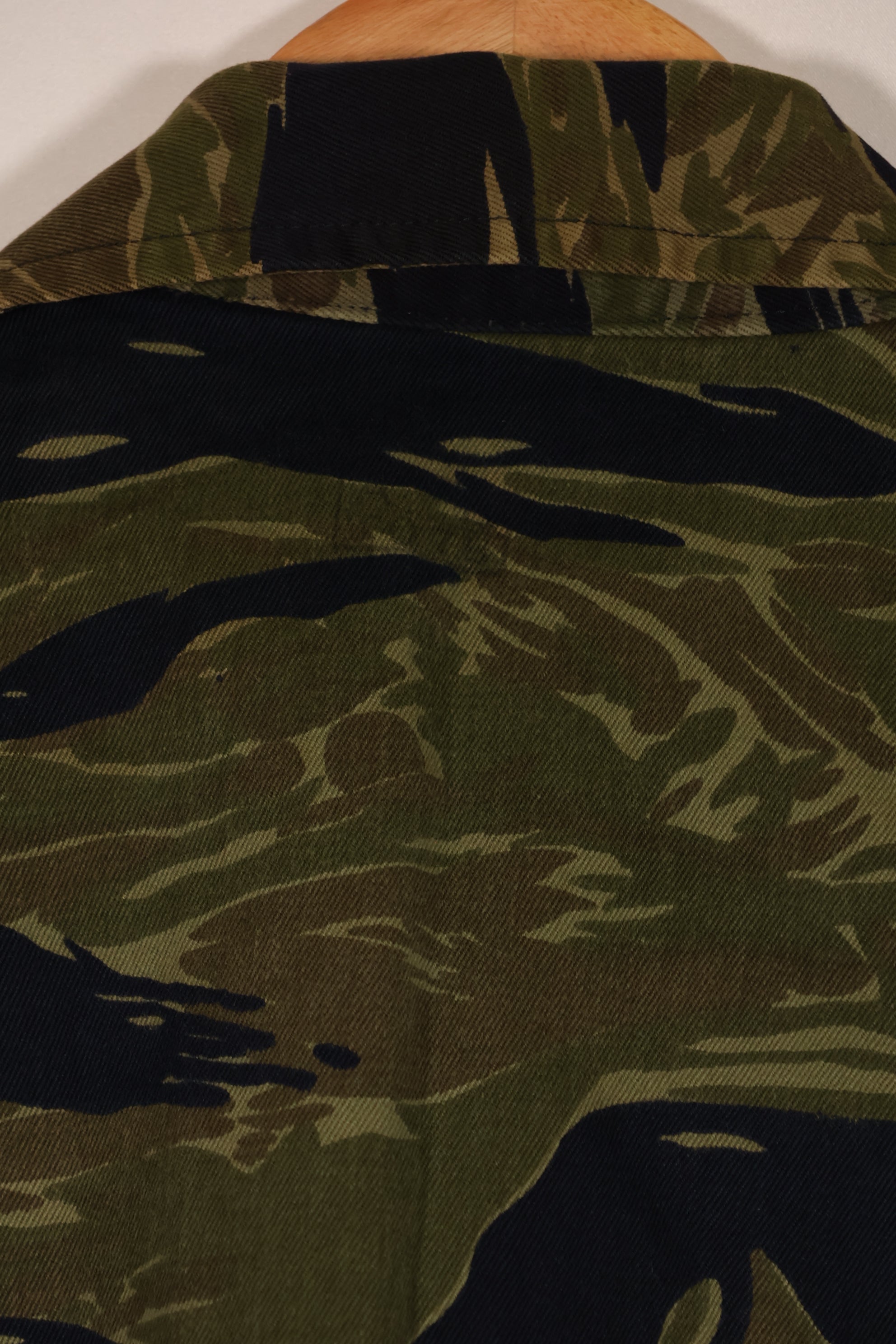 実物 タイガーストライプ TO78タイガー ジャケット 状態良い A-Lサイズ パッチ後付け