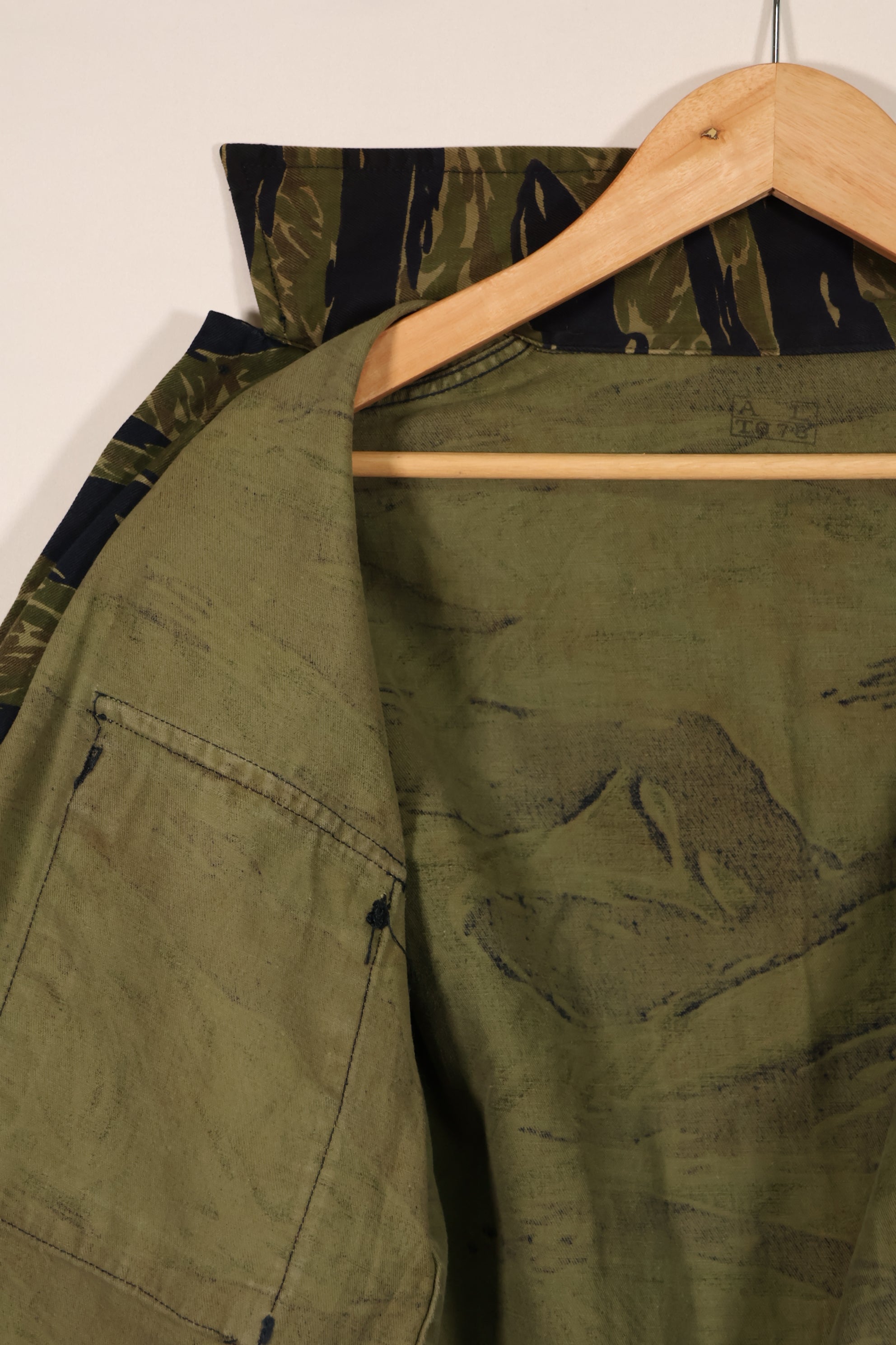 実物 タイガーストライプ TO78タイガー ジャケット 状態良い A-Lサイズ パッチ後付け