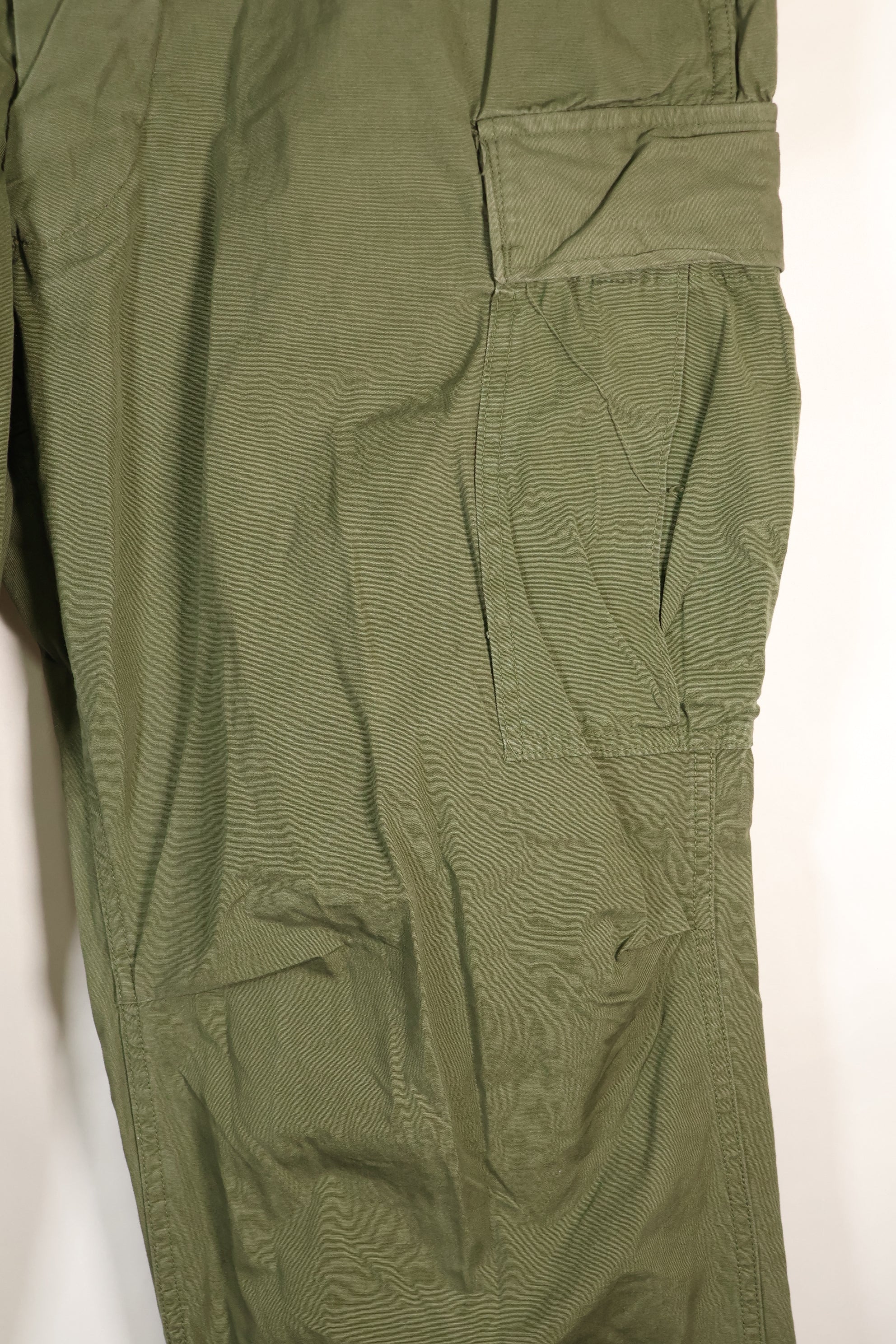 Estimated 1965 contract L-S 2nd Model Jungle Fatigue pants, good condition, used.