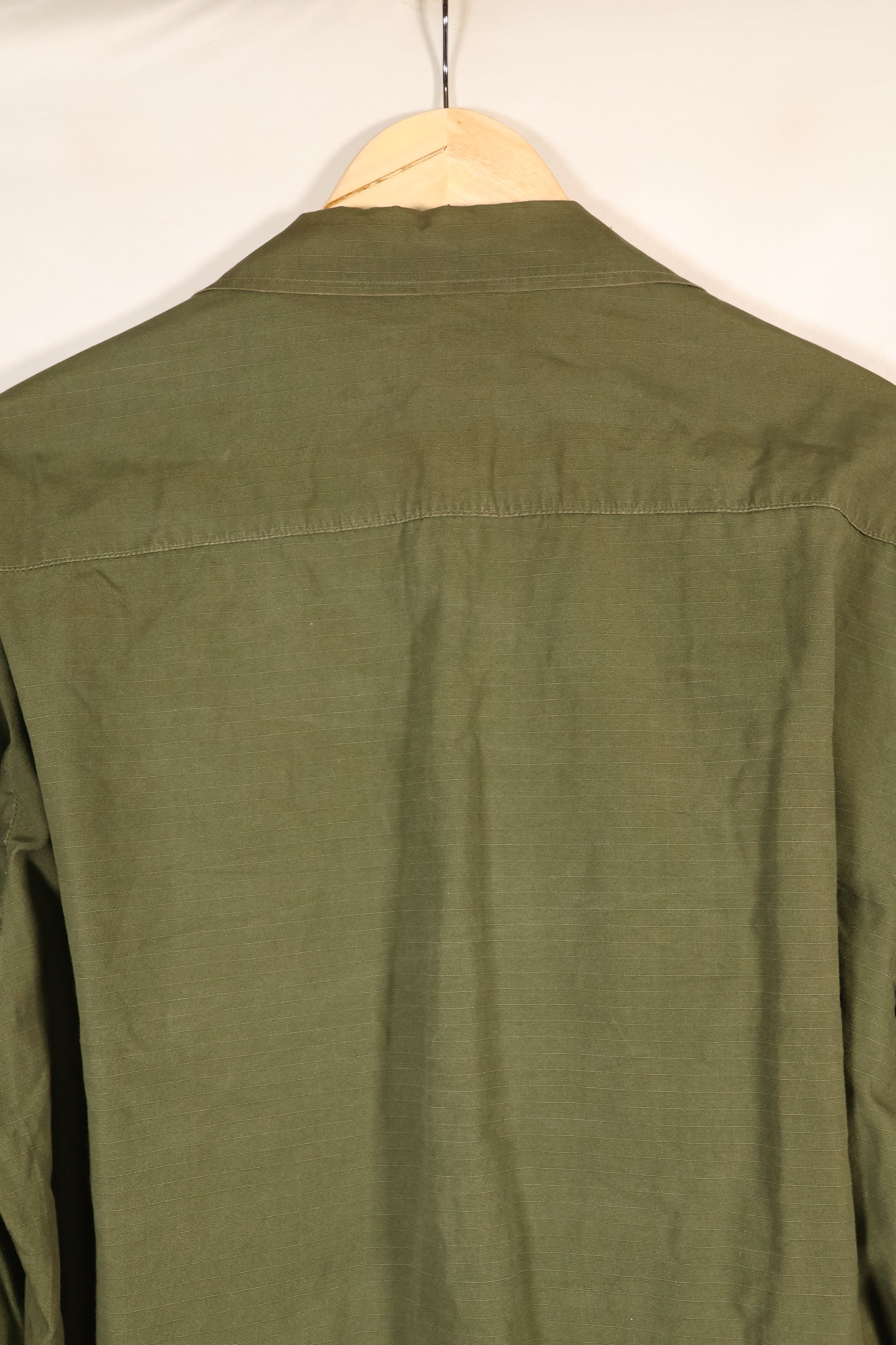 1969 Contract, M-L, 4th Model Jungle Fatigue Jacket, Green Beret Specification, Patches Added Later, Used