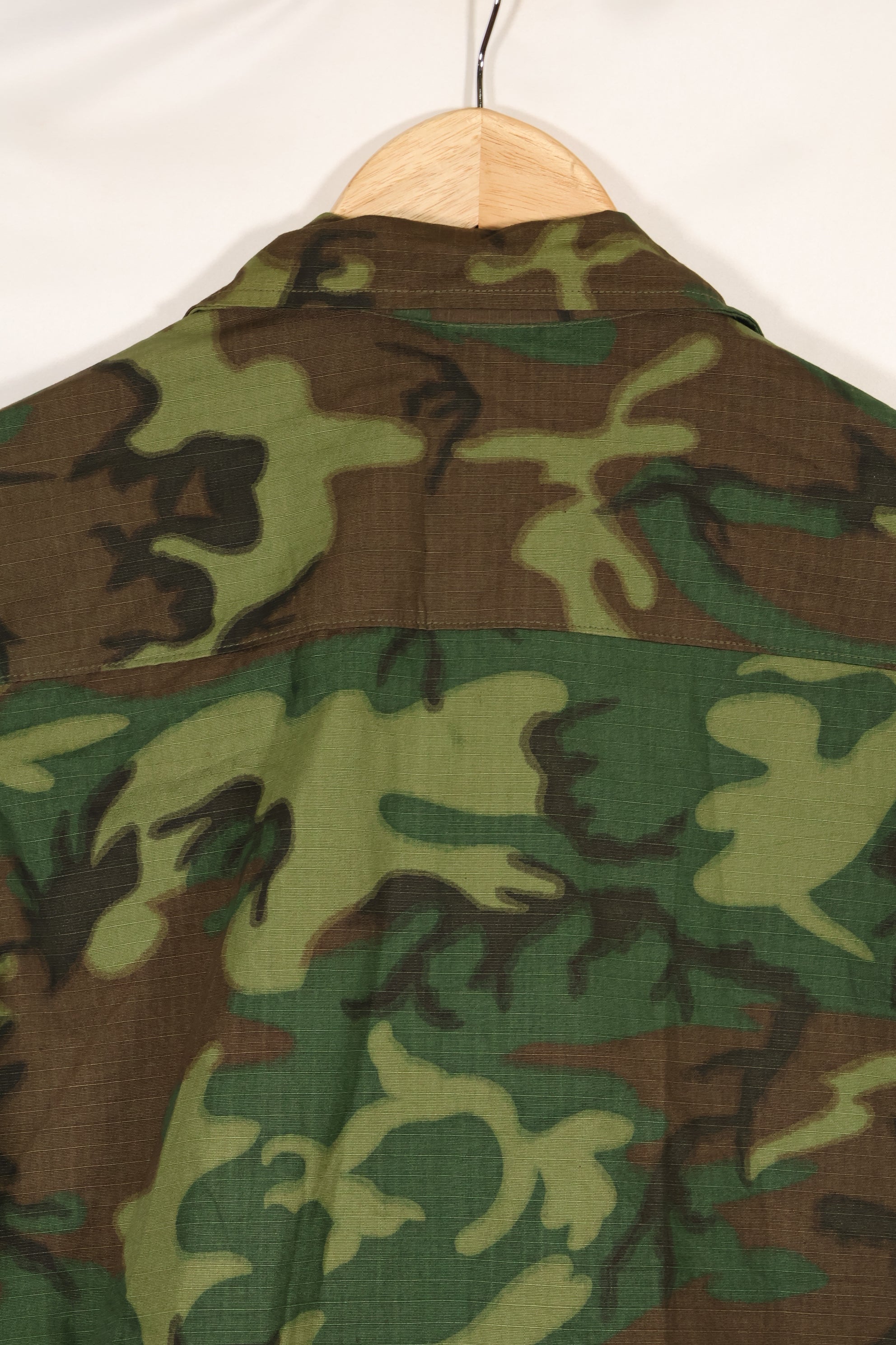 1969 Contract Deadstock M-R ERDL Green Leaf Camouflage Jungle Fatigue Jacket