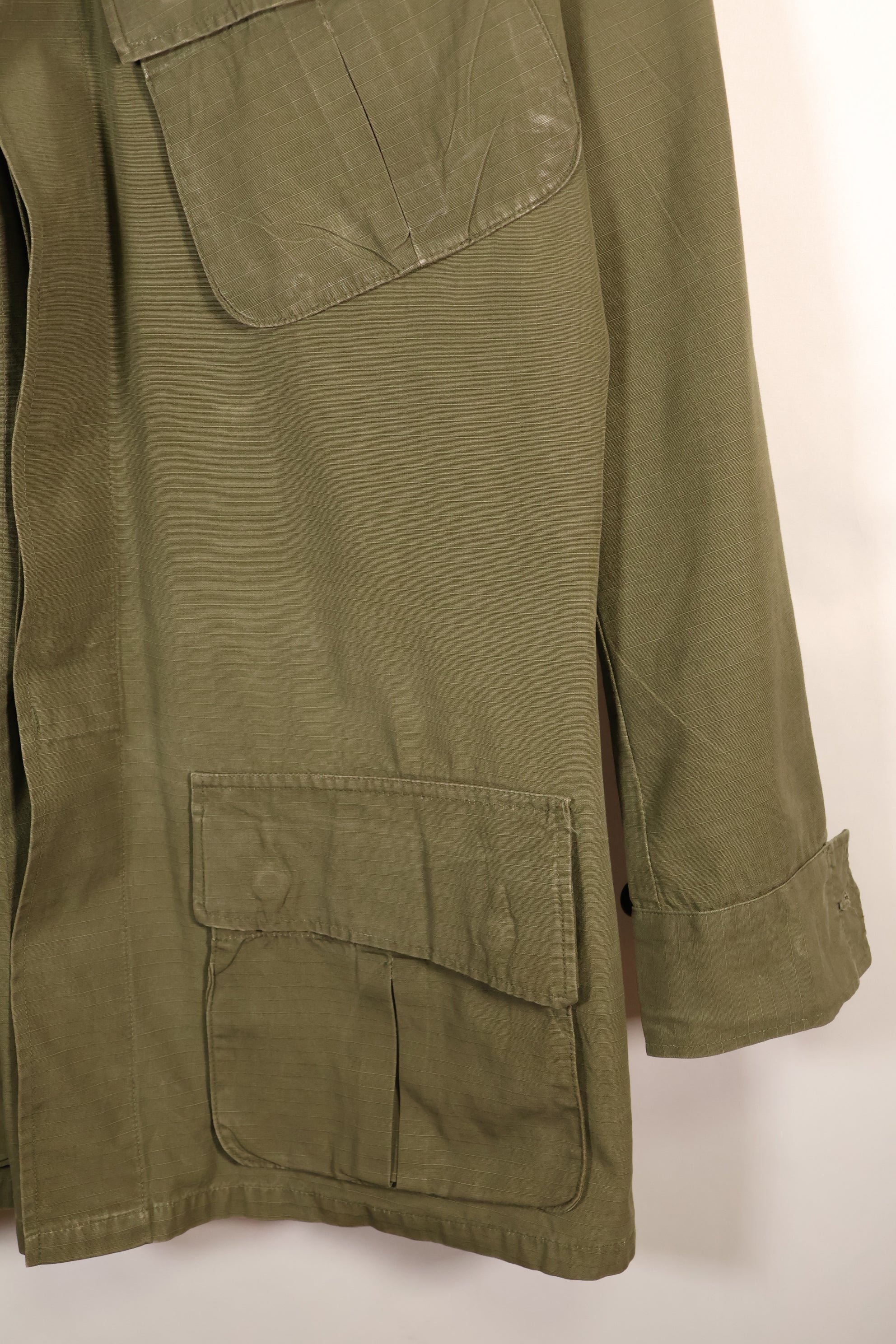 Late 1960s, S-L, U.S. Military, 4th Model Jungle Fatigue Jacket, with added patches, used