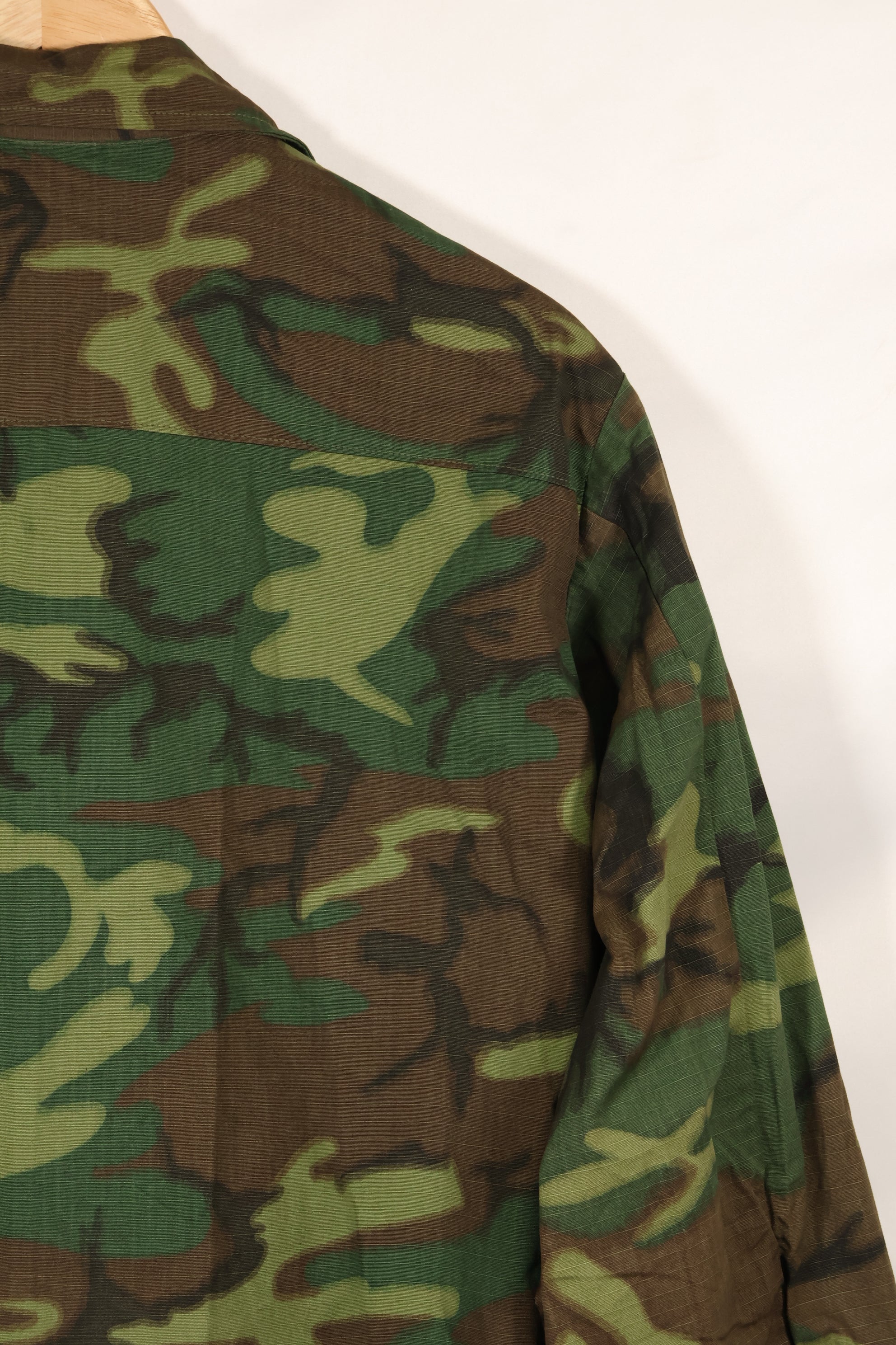 1969 Contract Deadstock M-R ERDL Green Leaf Camouflage Jungle Fatigue Jacket