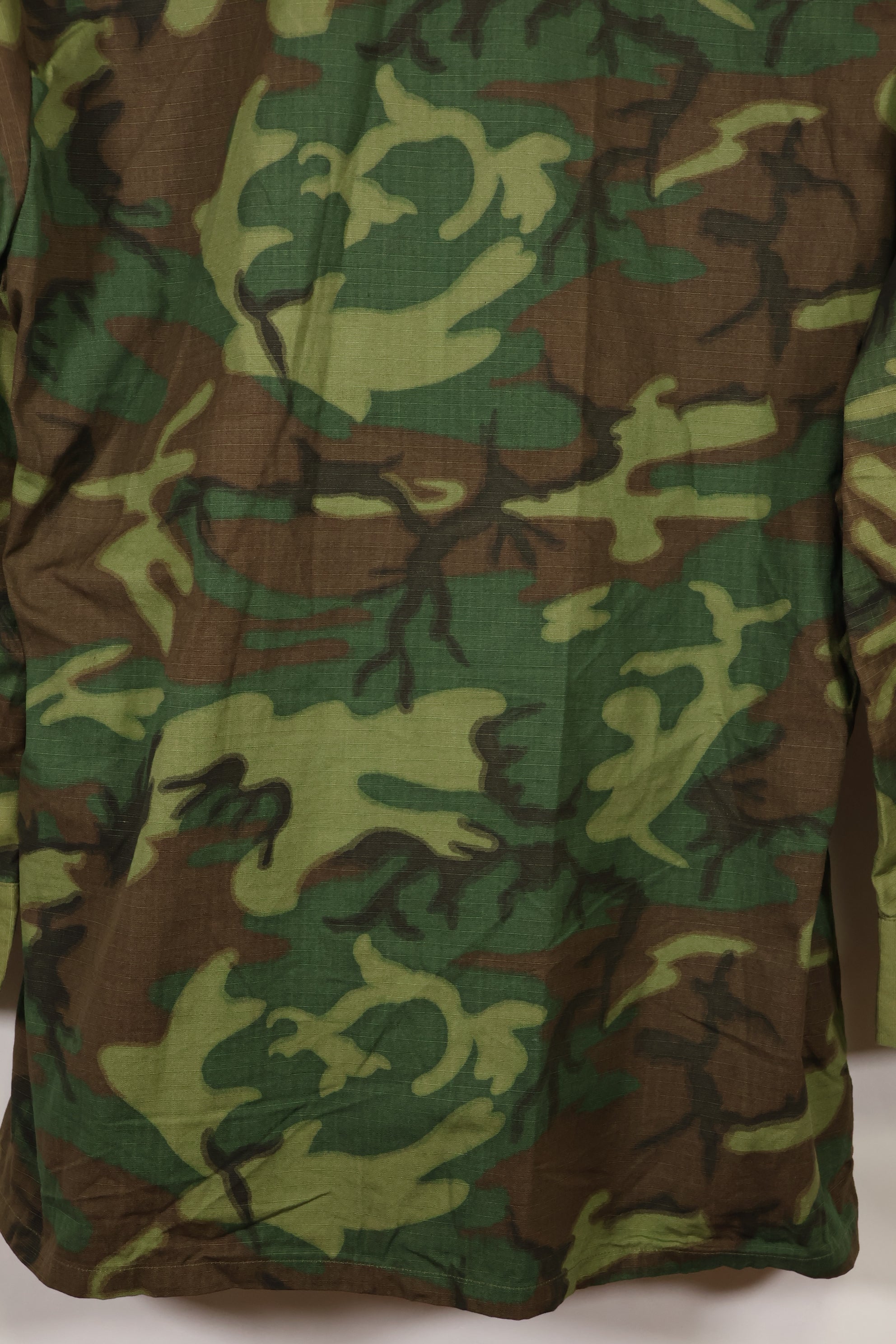 1969 Contract Deadstock M-R ERDL Green Leaf Camouflage Jungle Fatigue Jacket