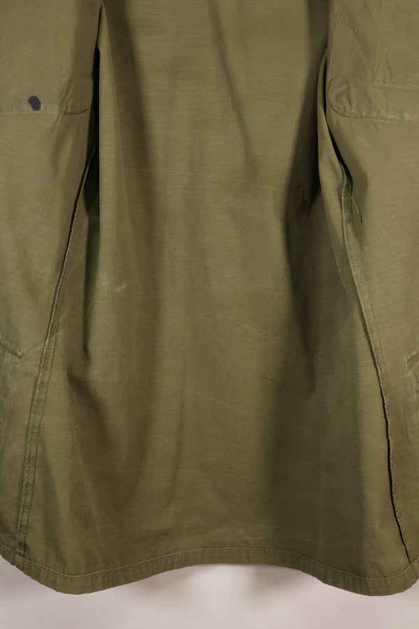 Late 1960s, S-L, U.S. Military, 4th Model Jungle Fatigue Jacket, with added patches, used