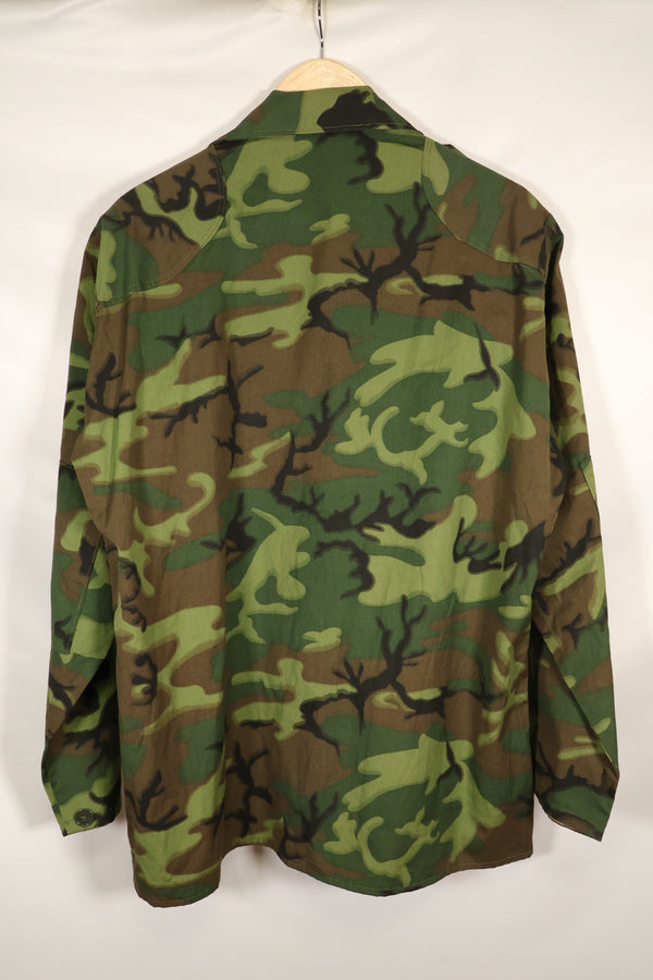 Estimated circa 1967 Deadstock US ARMY Advisor ERDL Camouflage Non Rip M59 Cut Shirt Unused