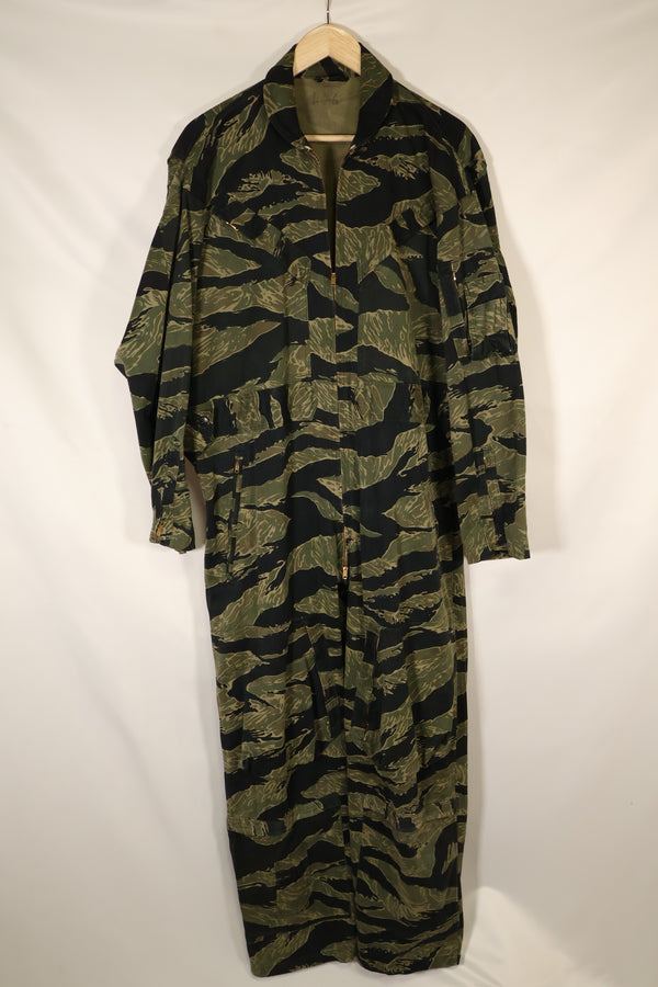Vêtements militaires homme et femme | Stock US Vêtements militaires homme et femme | Stock US