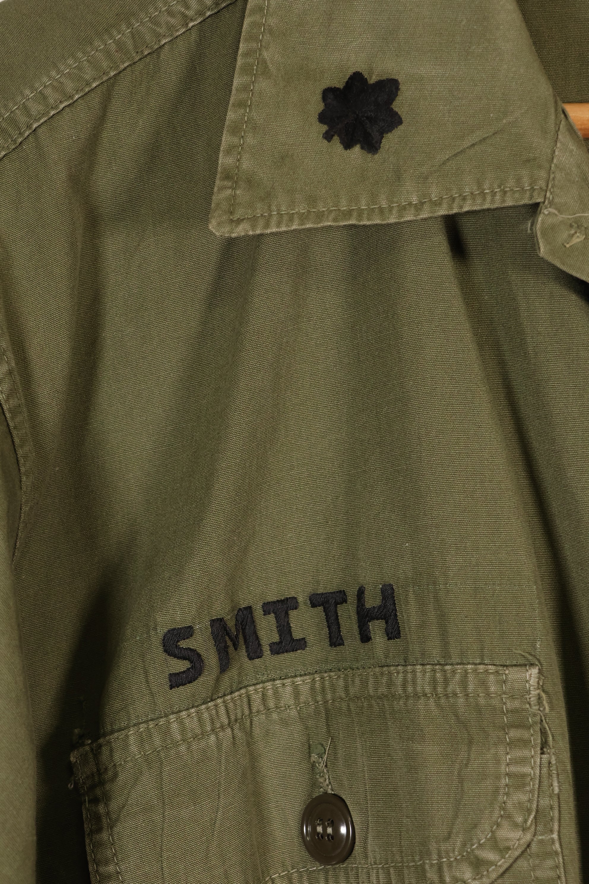 Late 1960s | LARGE | PX Item | Privately Sourced | OG-107 | Utility Shirt | Navy Advisor Replica | Used