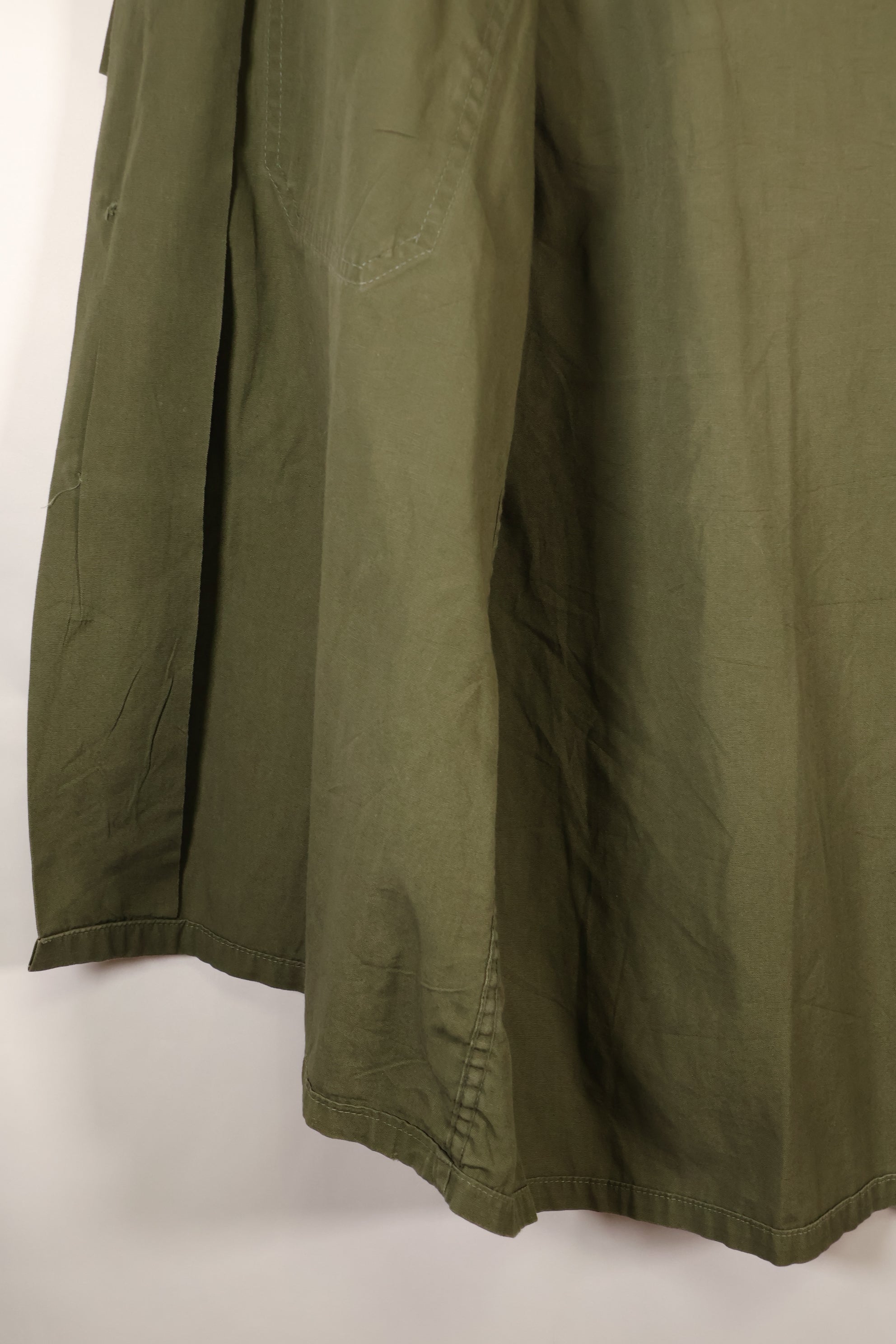 Late 1960s | LARGE | PX Item | Privately Sourced | OG-107 | Utility Shirt | Navy Advisor Replica | Used