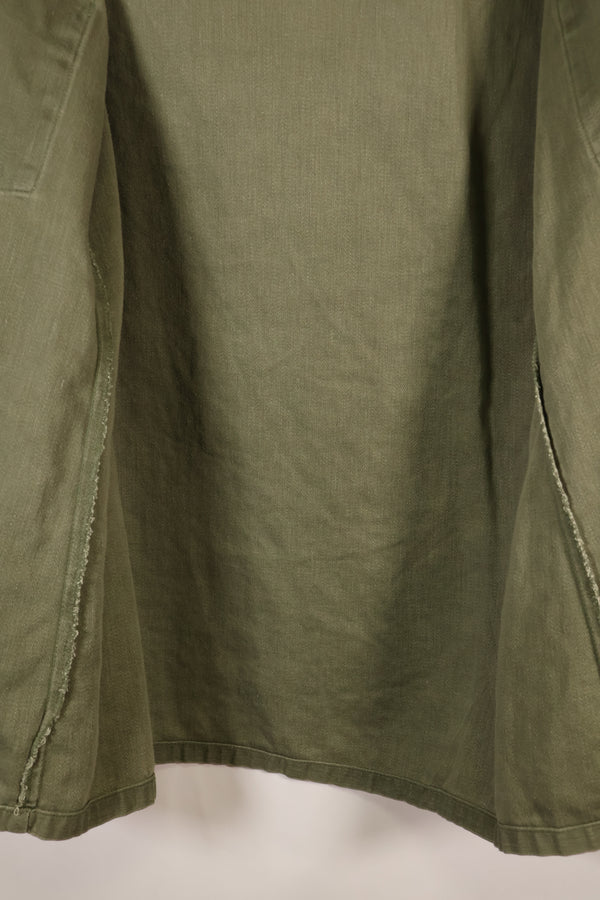 Late 1960s Contract Item, 16 1/2 x 32, OG-107, Utility Shirt with Patch, Used