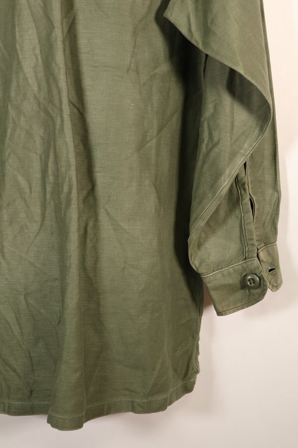 1971 Contract, Estimated Size: SMALL, OG-107 Utility Shirt, U.S. Navy, Original Tapes, Used