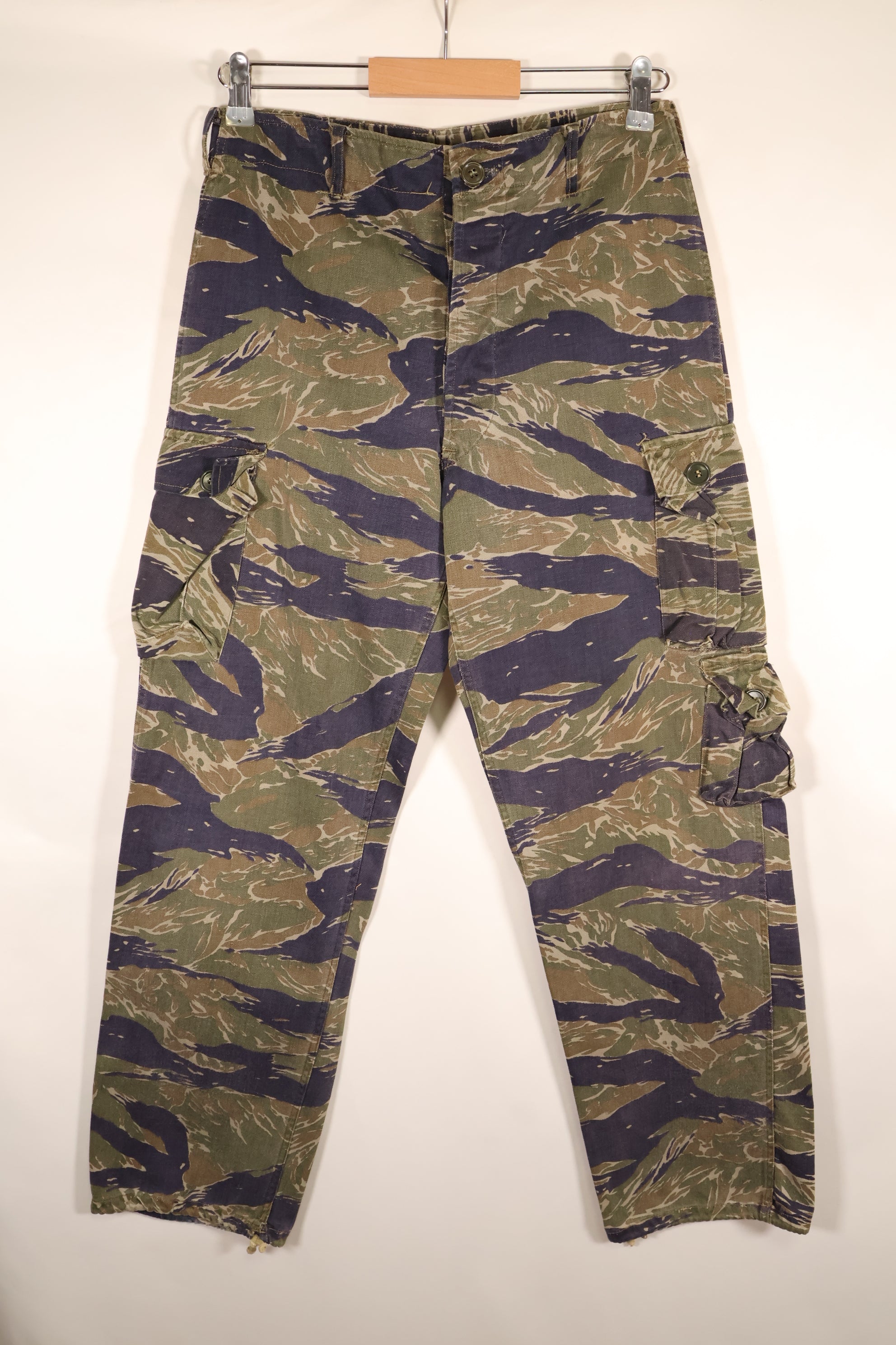 Mid-1960s, A-M, Silver Tiger, Asian Cut, Tiger Stripe Pants, Used
