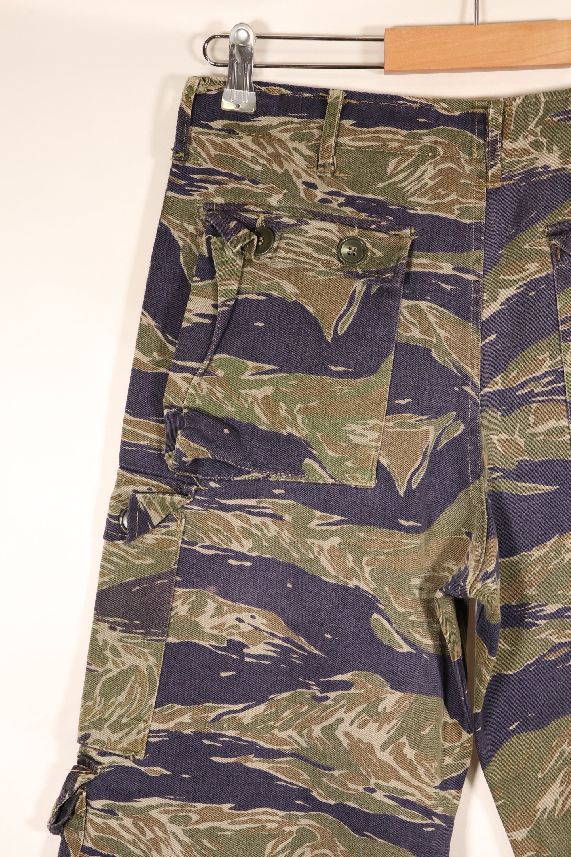 Mid-1960s, A-M, Silver Tiger, Asian Cut, Tiger Stripe Pants, Used