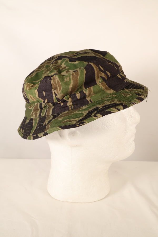 Late 1960s Late War Pattern Locally Made Booney Hat in good used condition.