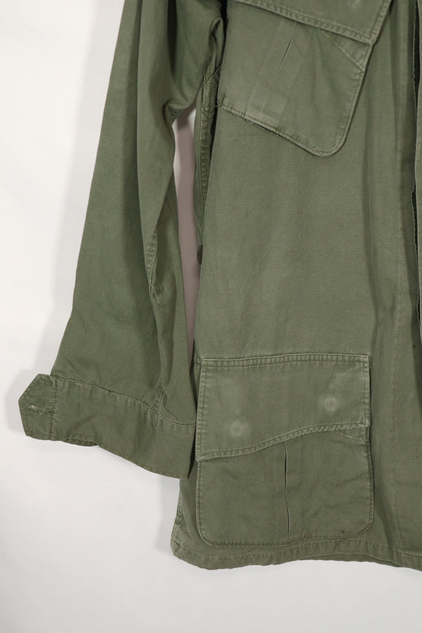 Real 2nd Model Jungle Fatigue Jacket, MACV affiliation, first patch attached, used.