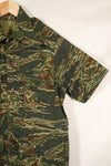 Estimated 1970s tie tiger stripe pattern safari shirt, used.