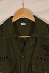 Real 1970 OG-107 utility shirt with Army Airborne insignia, used.