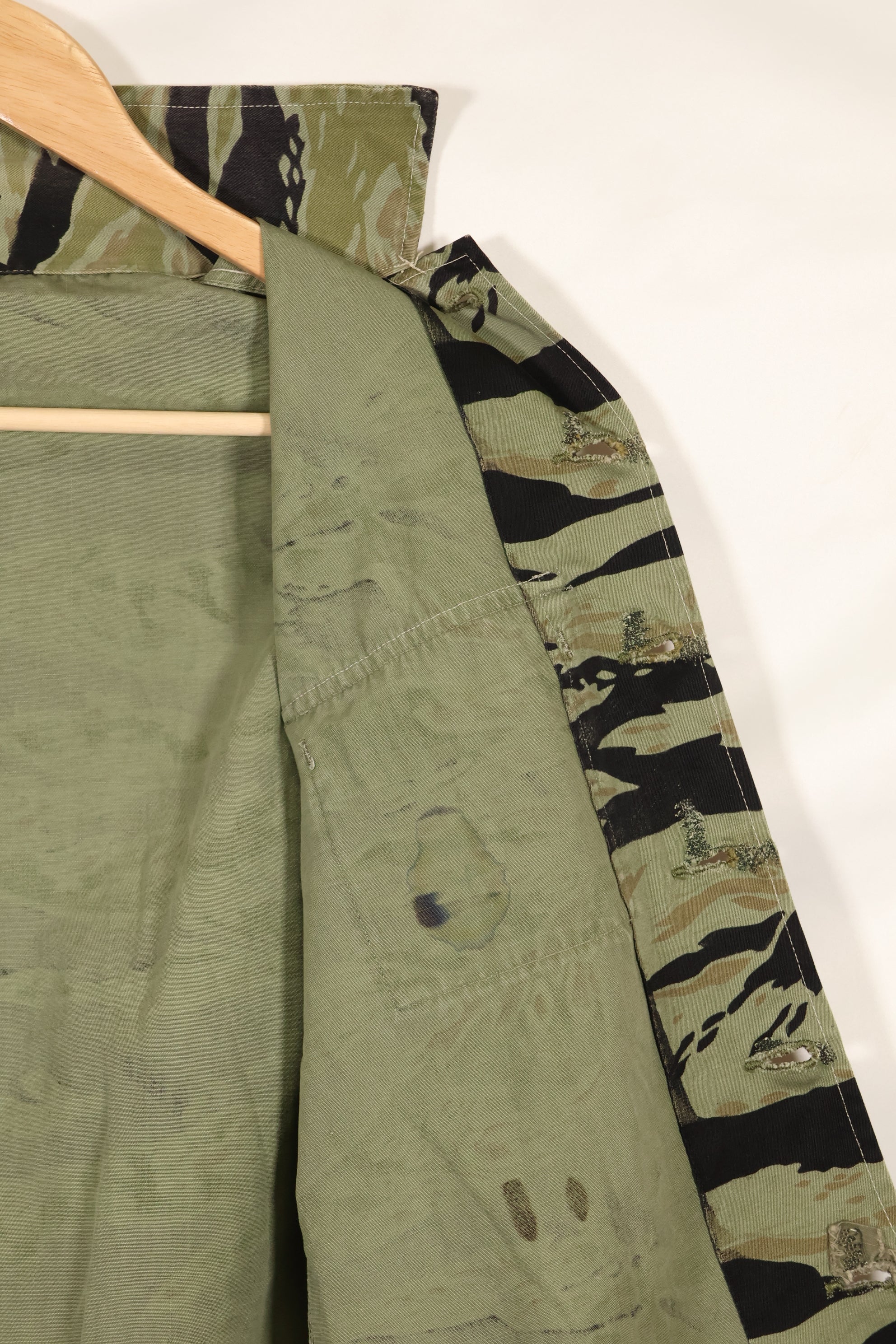 Real Late War Pattern Tiger Stripe Shirt, heavyweight fabric, good condition.