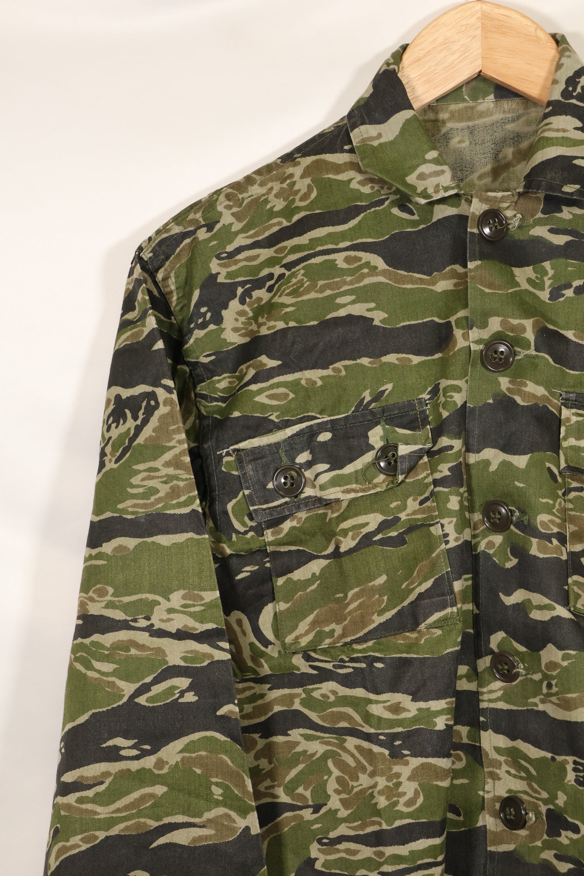 1960s Tiger Stripe Shirt, CIDG pattern, good condition, used, B