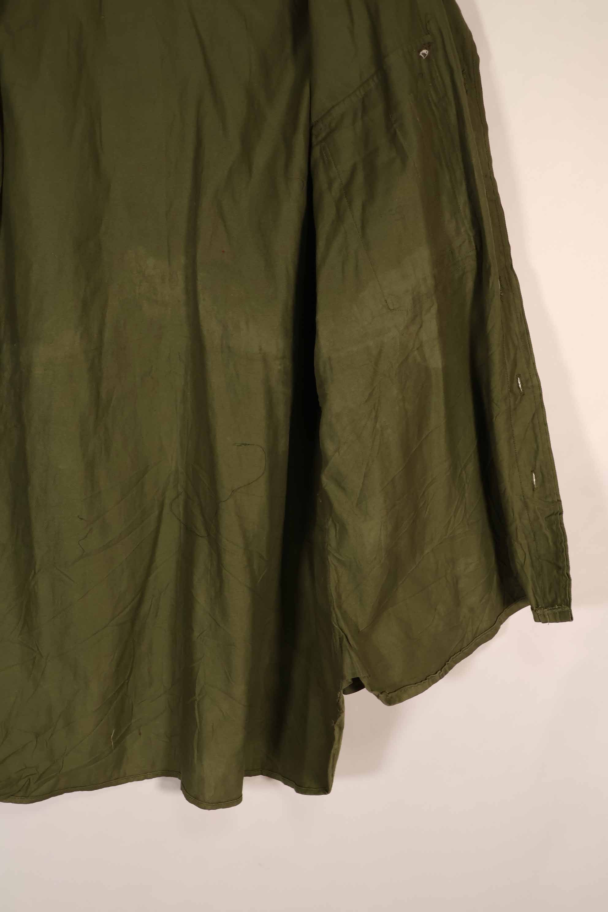 Real 1967 Australian Army Fatigue shirt, almost unused.