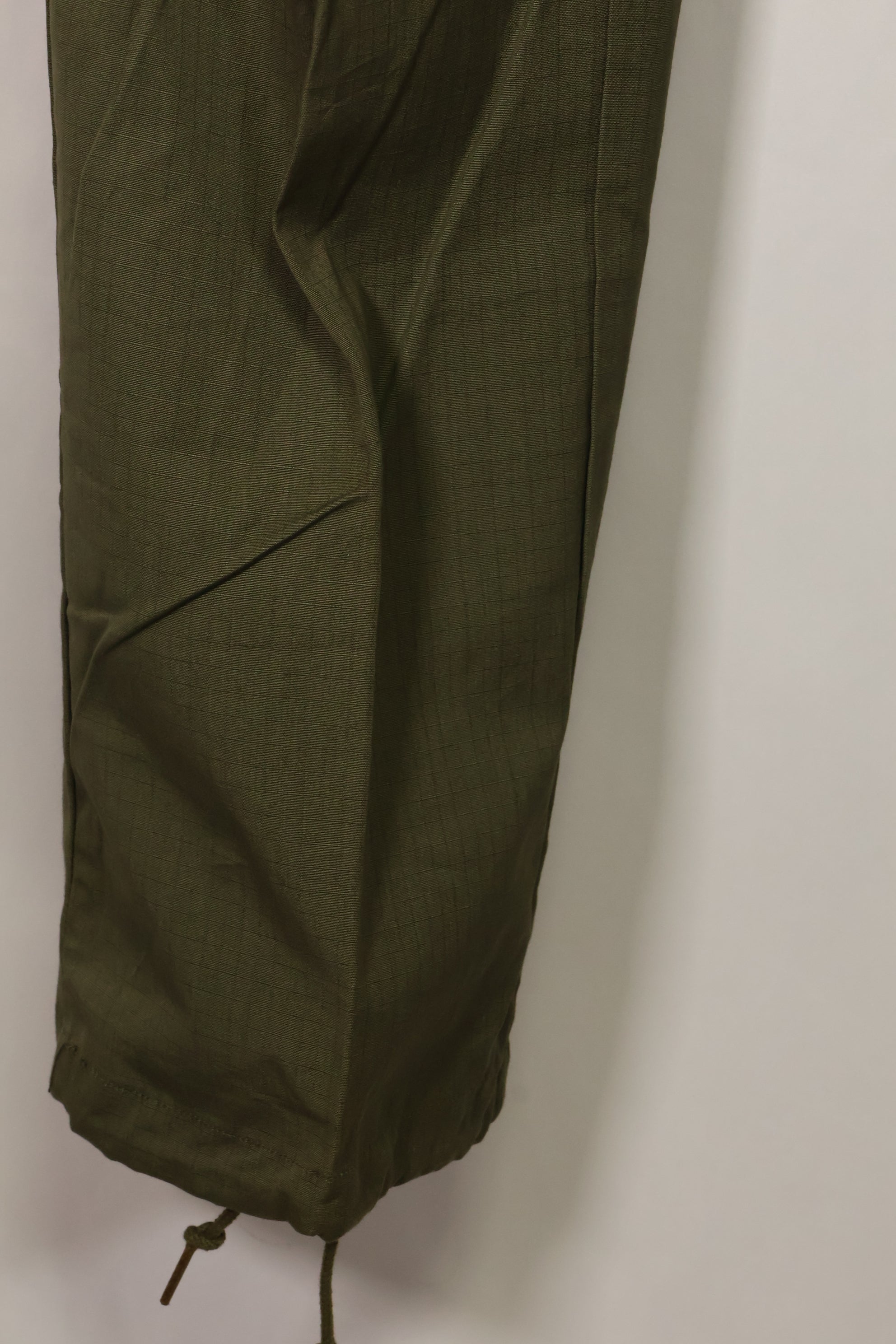 1960's Deadstock 4th Model Jungle Fatigue Pants, no size tag, never used, B