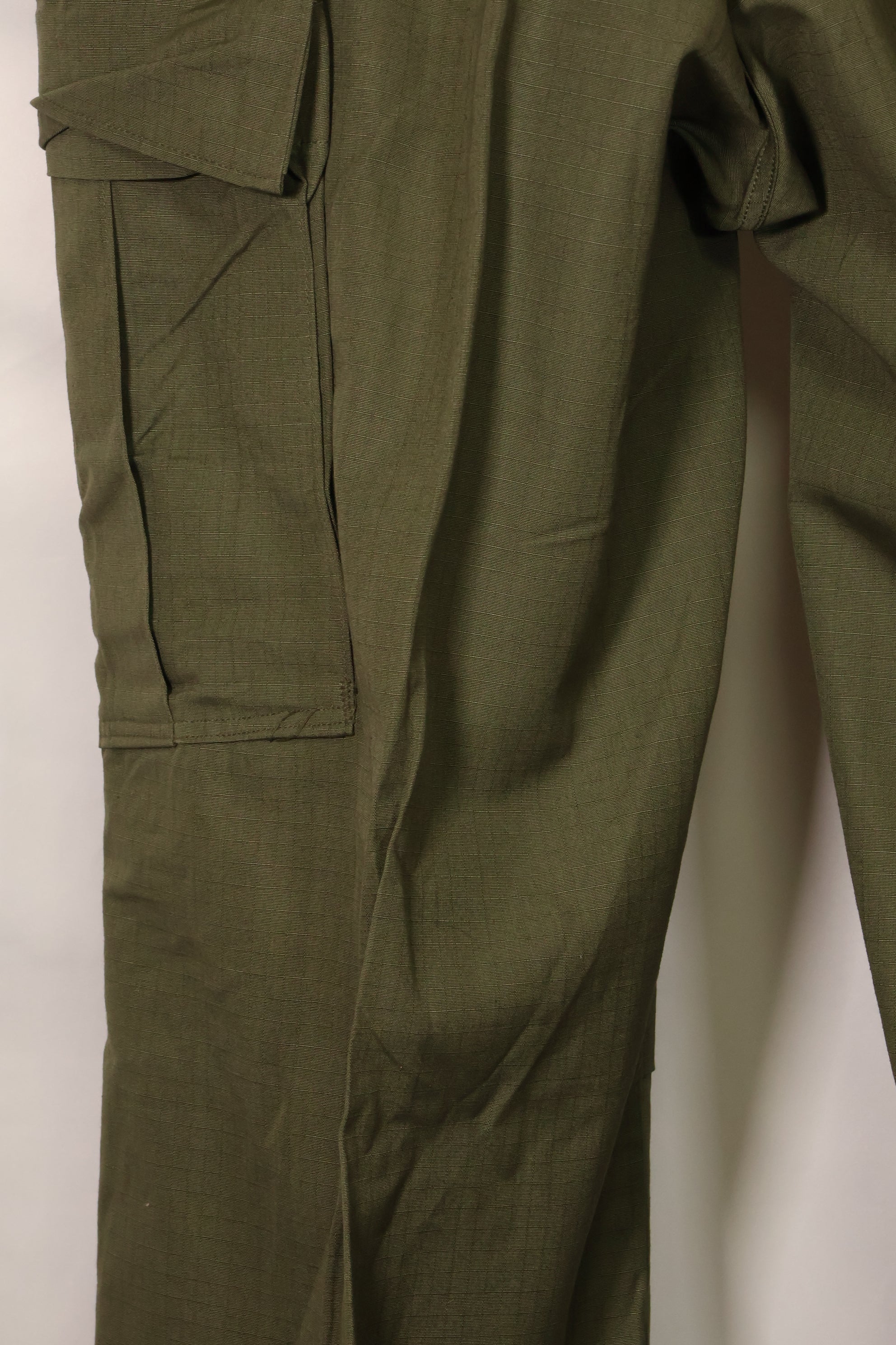 1960's Deadstock 4th Model Jungle Fatigue Pants, no size tag, never used, B