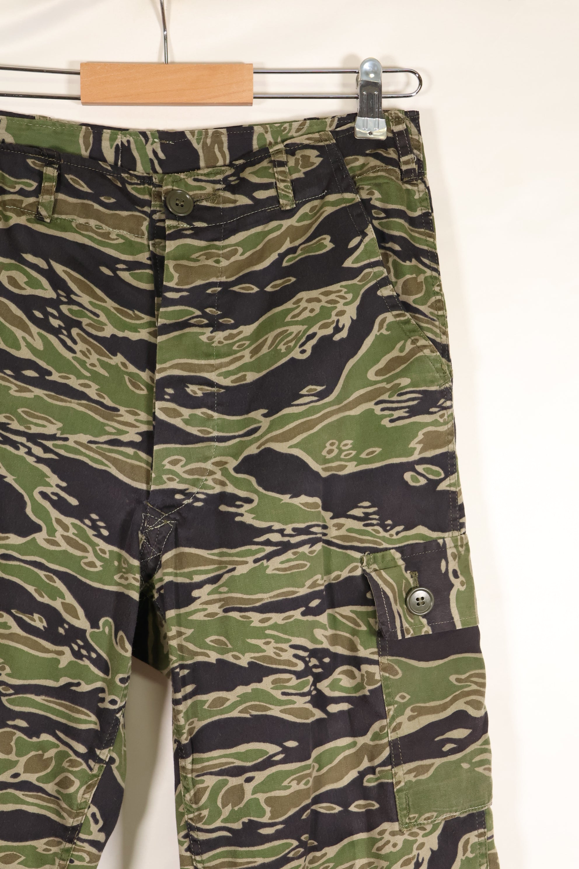 1969-70 Ex-LRRP Soldier 75th Ranger Late Water Tiger Stripe Set, Veteran's Release