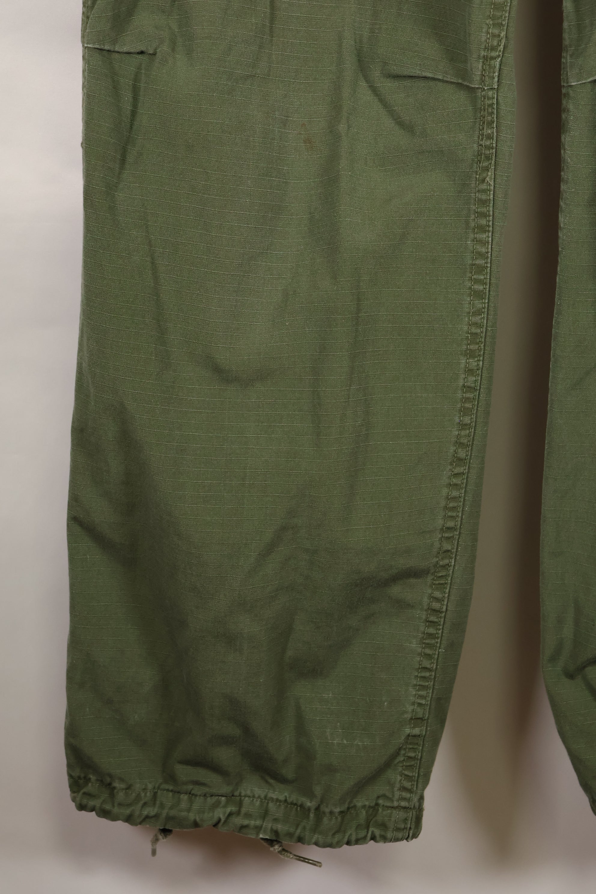 Contract year unknown S-R size 4th Model Jungle Fatigue pants, used, released by film company