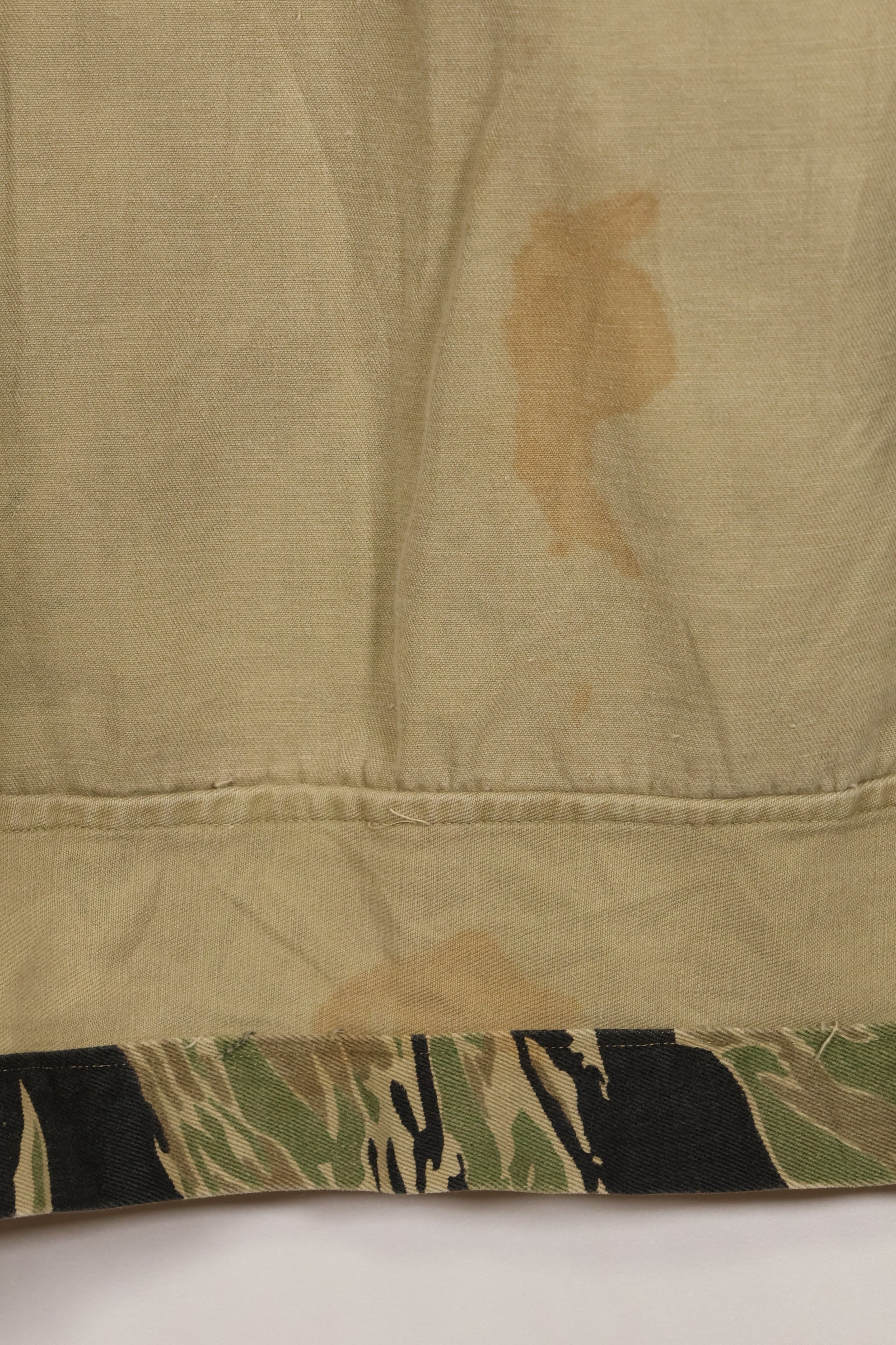 Early 1960s twill fabric, rare VNMC 1st Model tiger stripe shirt, used by Taylor.