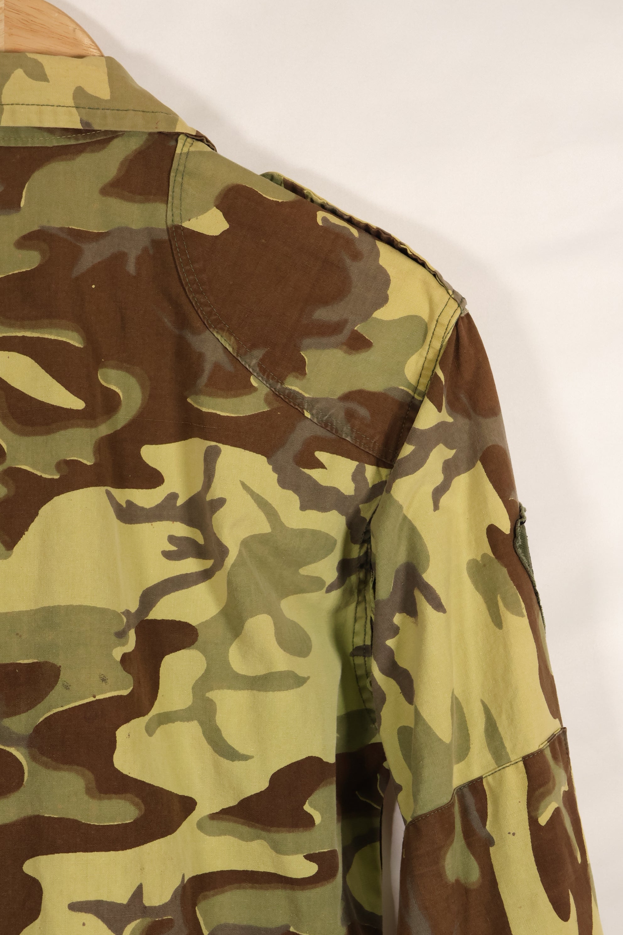 Estimated 1966 US Army Advisor 9th Infantry Division ERDL Leaf Camouflage, locally made, used.