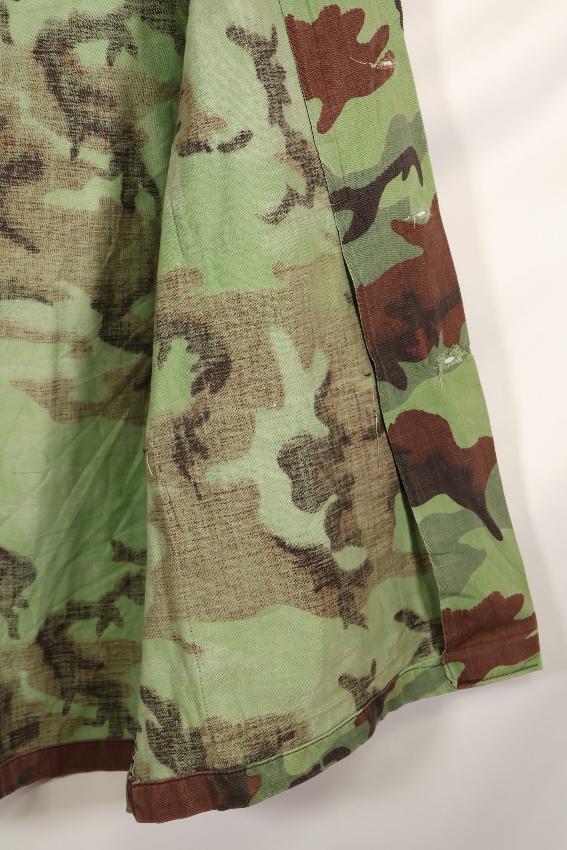 1960s US Army Advisor ARVN BDQ Ranger Shirt 4 Pockets Leaf Camouflage Shirt Used