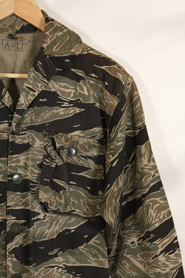 Real Silver Tiger Stripe Asian Cut A-L size shirt Used in good condition