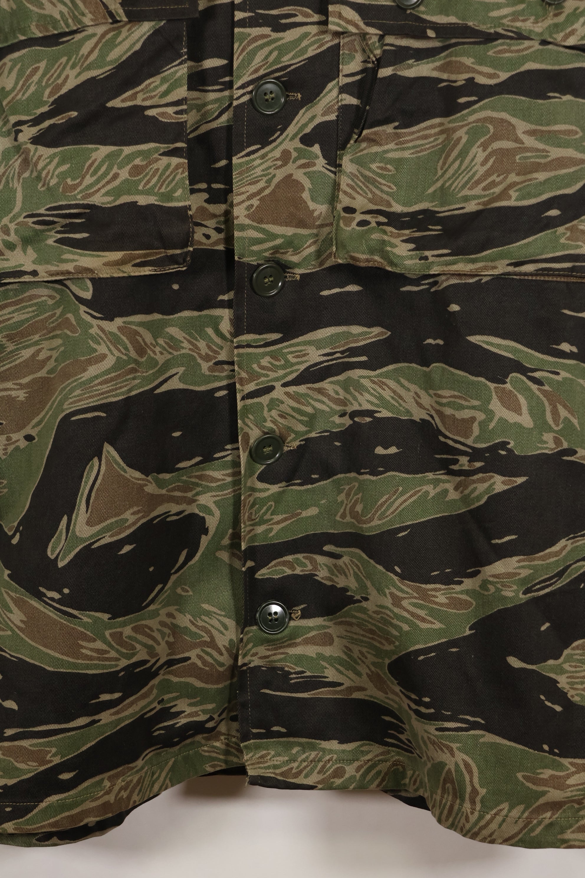 実物　USカット　シルバータイガーストライプ　シャツ　推定US-M　状態良い　背面ステンシルあり