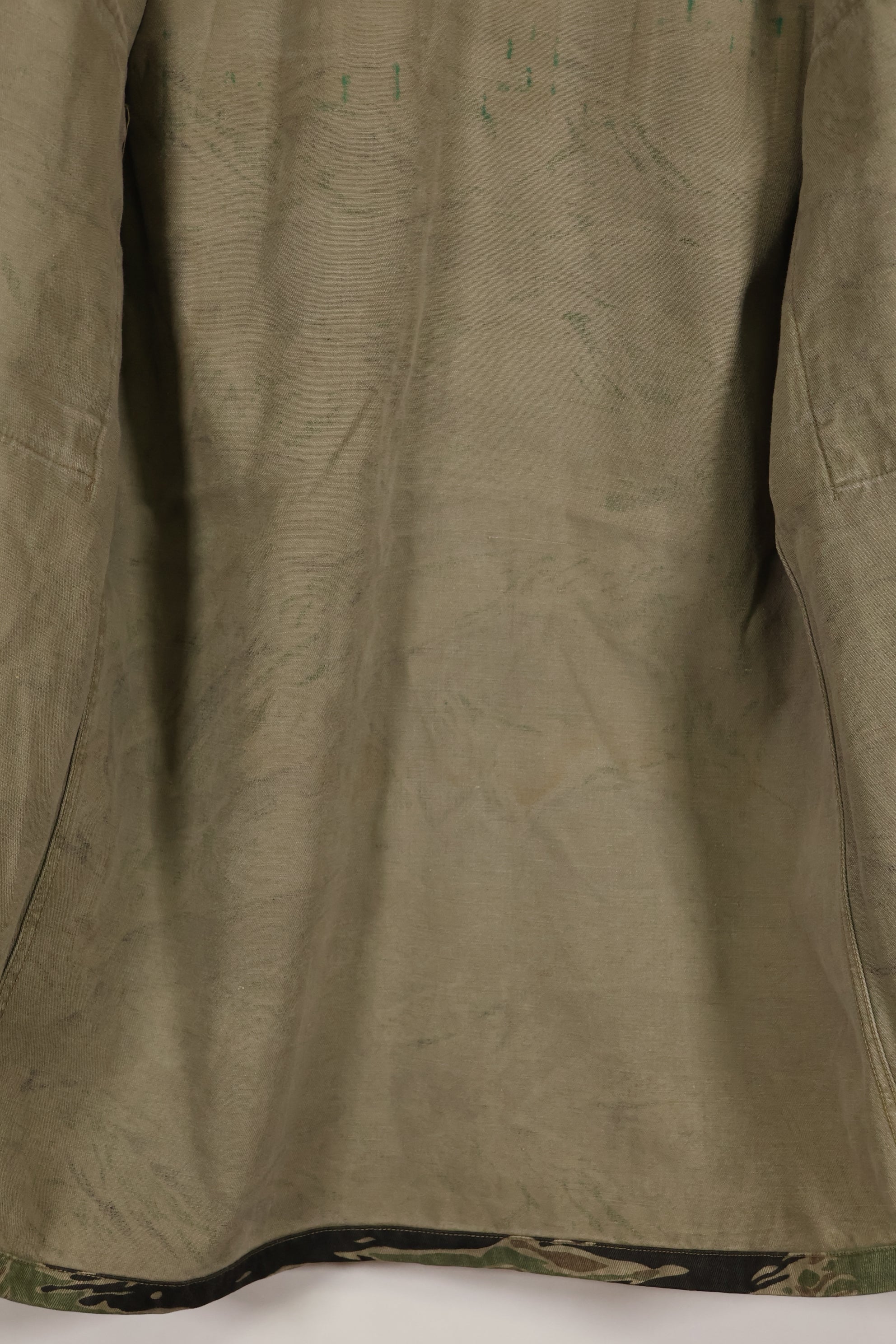 実物　USカット　シルバータイガーストライプ　シャツ　推定US-M　状態良い　背面ステンシルあり