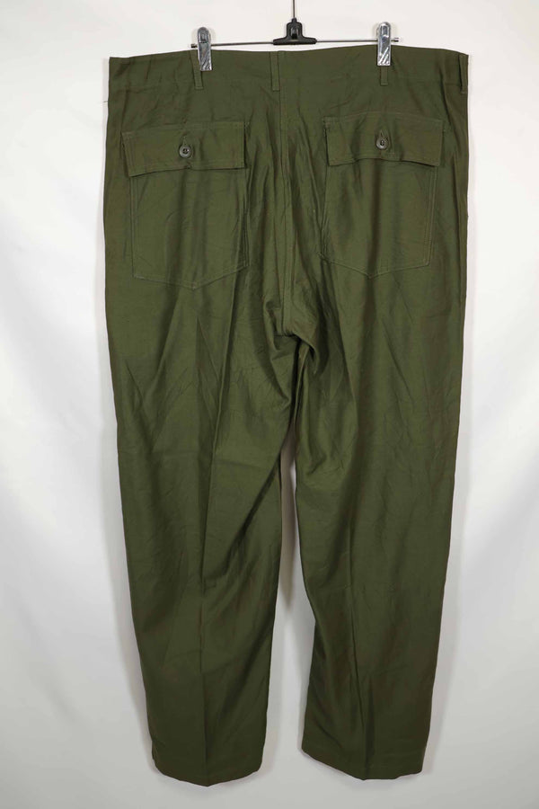 1960's Deadstock OG-107 Utility Pants Baker Pants 42 x 33 Never used