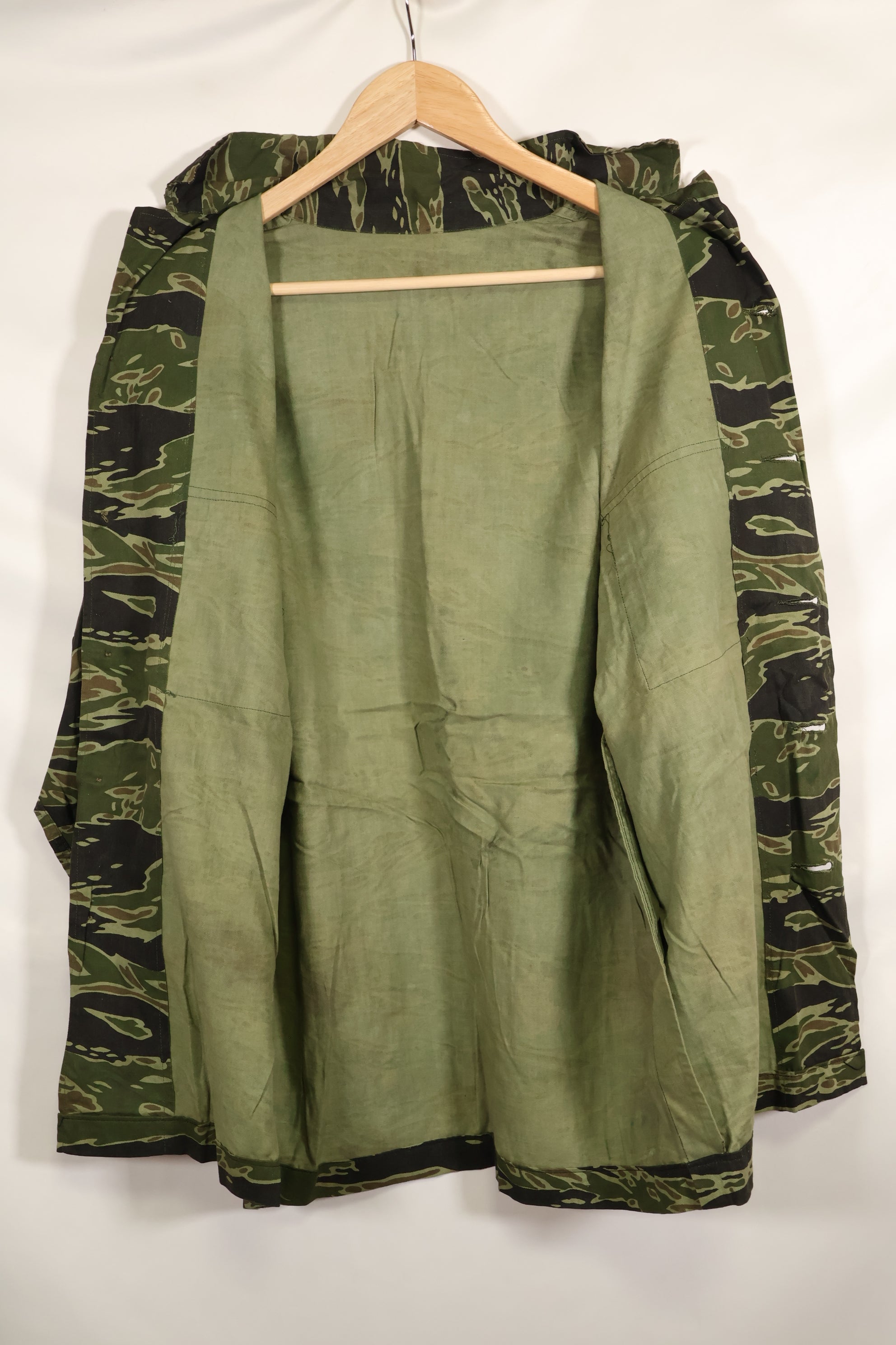 Actual Late War Pattern US Size Tiger Stripe Shirt Dark Color Almost Unused