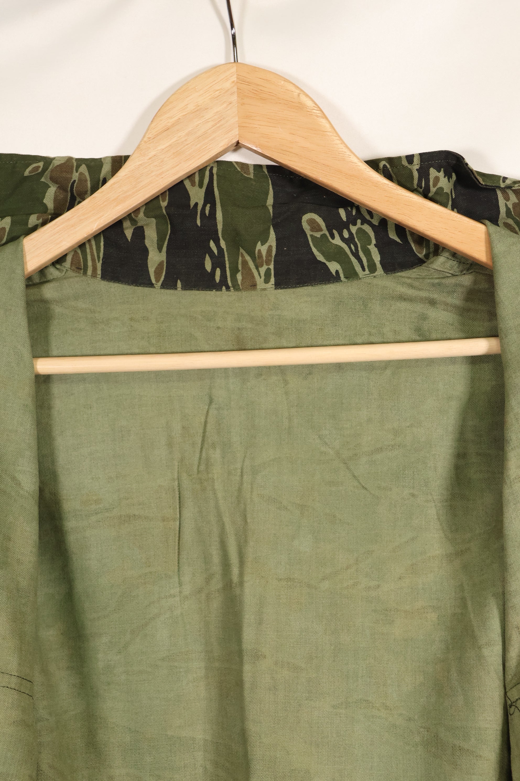 Actual Late War Pattern US Size Tiger Stripe Shirt Dark Color Almost Unused