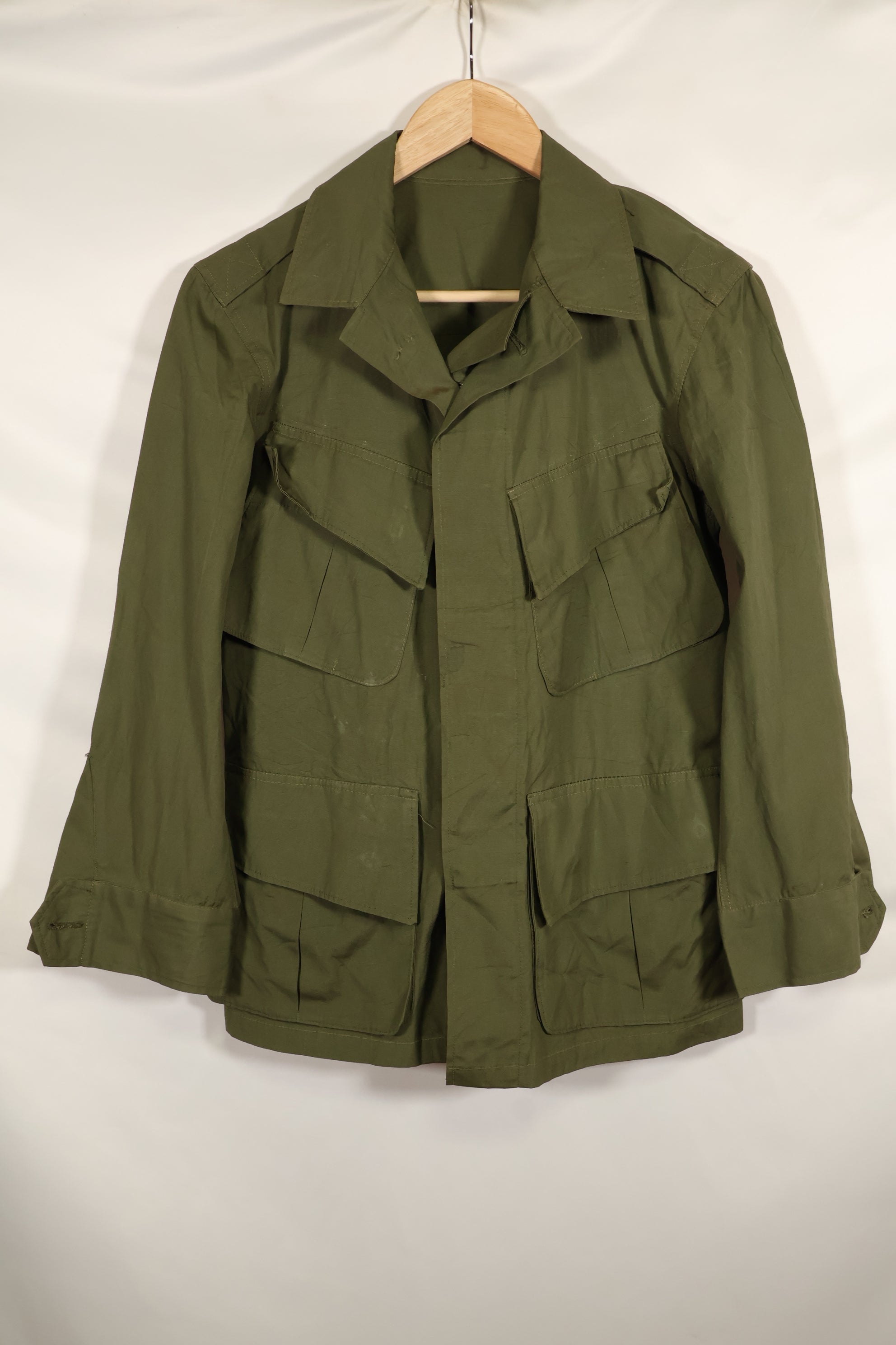 Circa 1965-1966 2nd Model Jungle Fatigue Jacket in good condition, missing size tag.