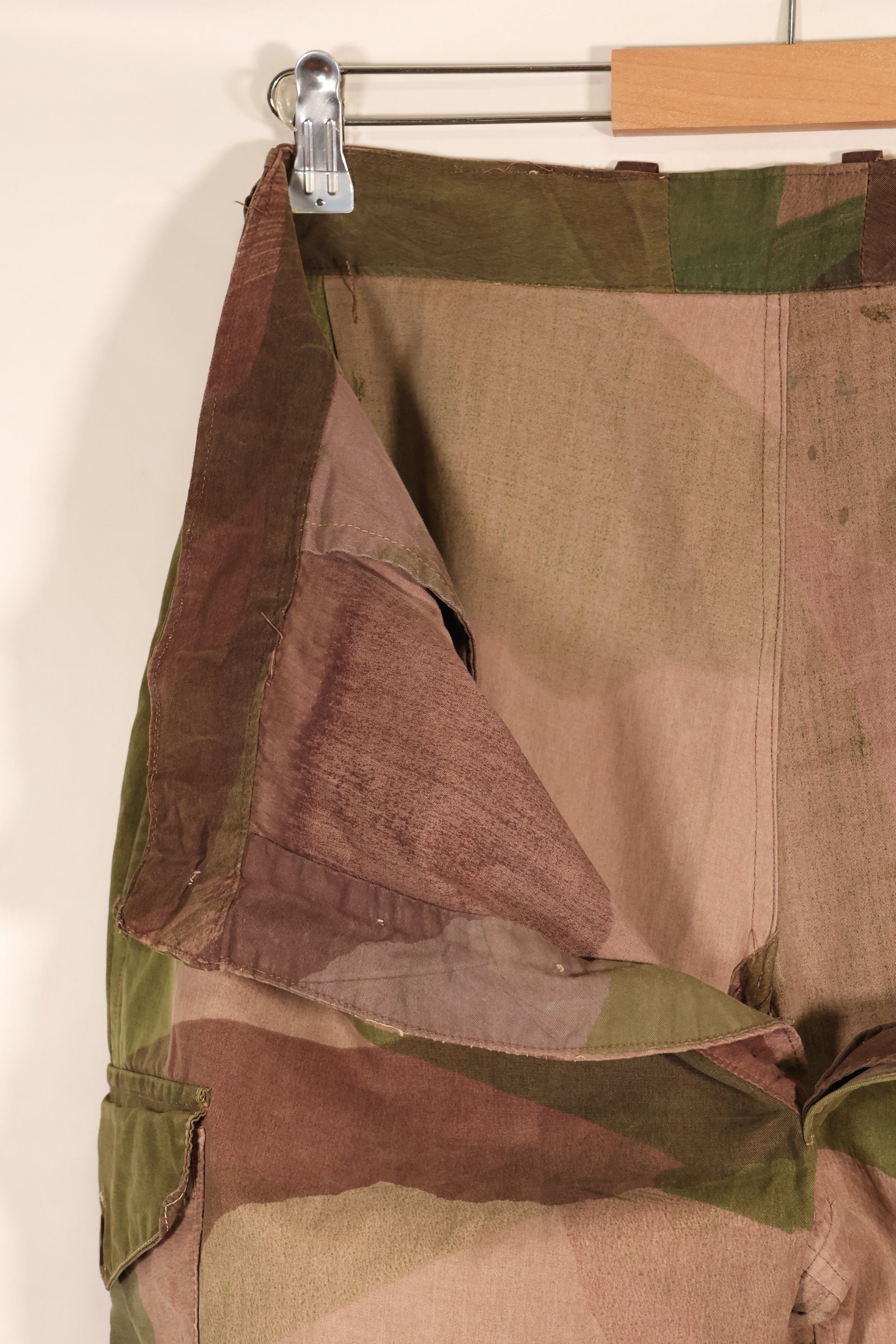 Late 1940s–Early 1950s: French Army Airborne Troops (TAP), Indochina War, Officer’s Privately Procured “Windproof” Camouflage Set