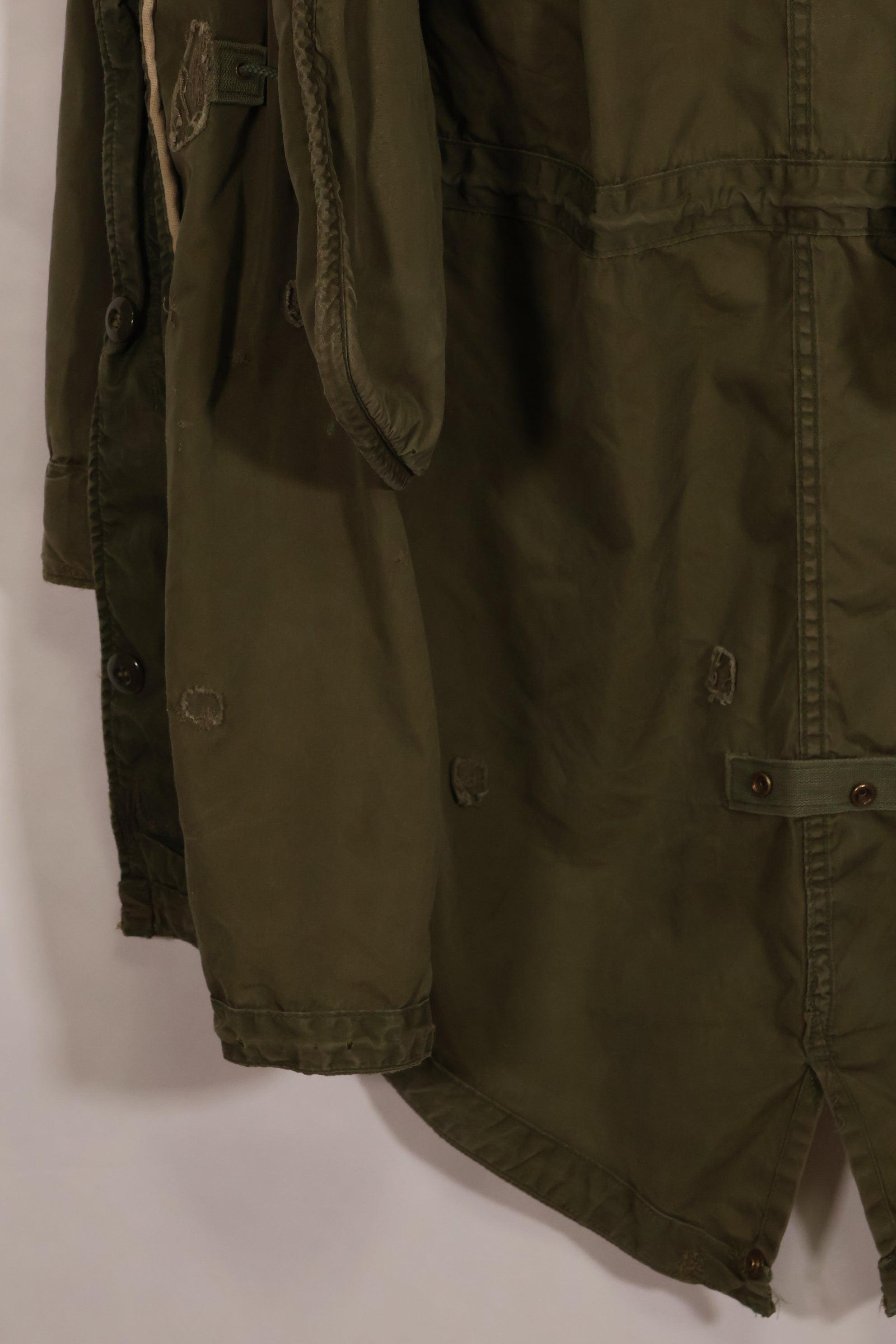 1950's U.S. Soldiers stationed in Europe X-SMALL M51 Field Parka, shell only, with patch, used.