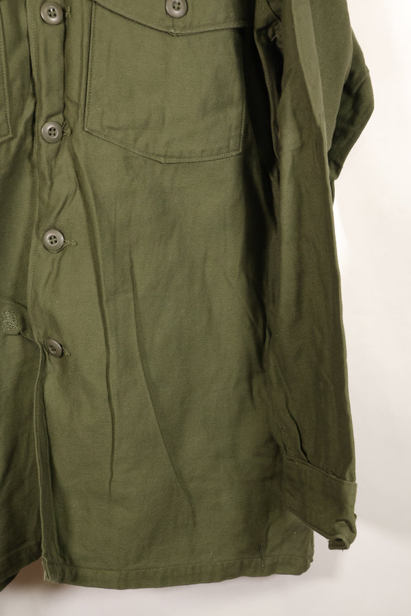 1967年契約　16 1/2 x 36　アメリカ軍　OG-107　ユーティリティシャツ　状態良い　中古品
