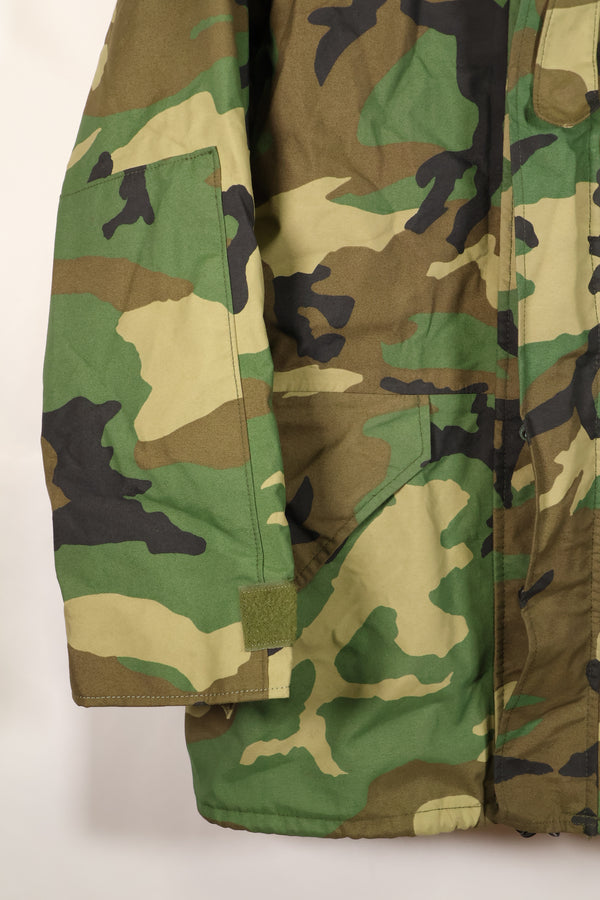1998 Contract, M-R, U.S. Military, ECWCS Gen 1, Gore-Tex Parka, Used