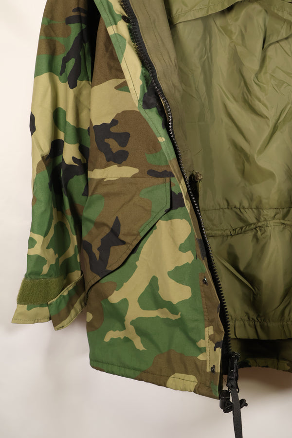 1998 Contract, M-R, U.S. Military, ECWCS Gen 1, Gore-Tex Parka, Used