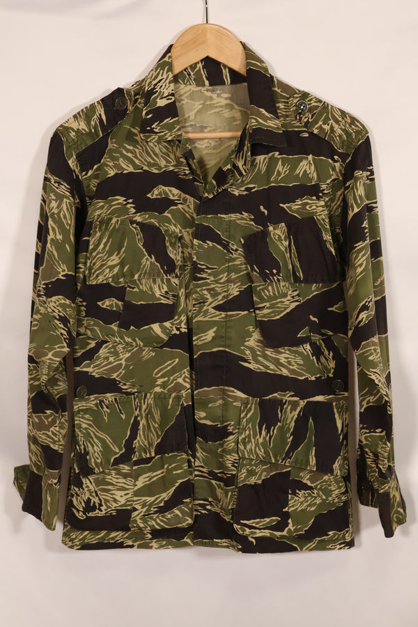 1960s lightweight fabric Okinawa Tiger jungle fatigues cut jacket, used.