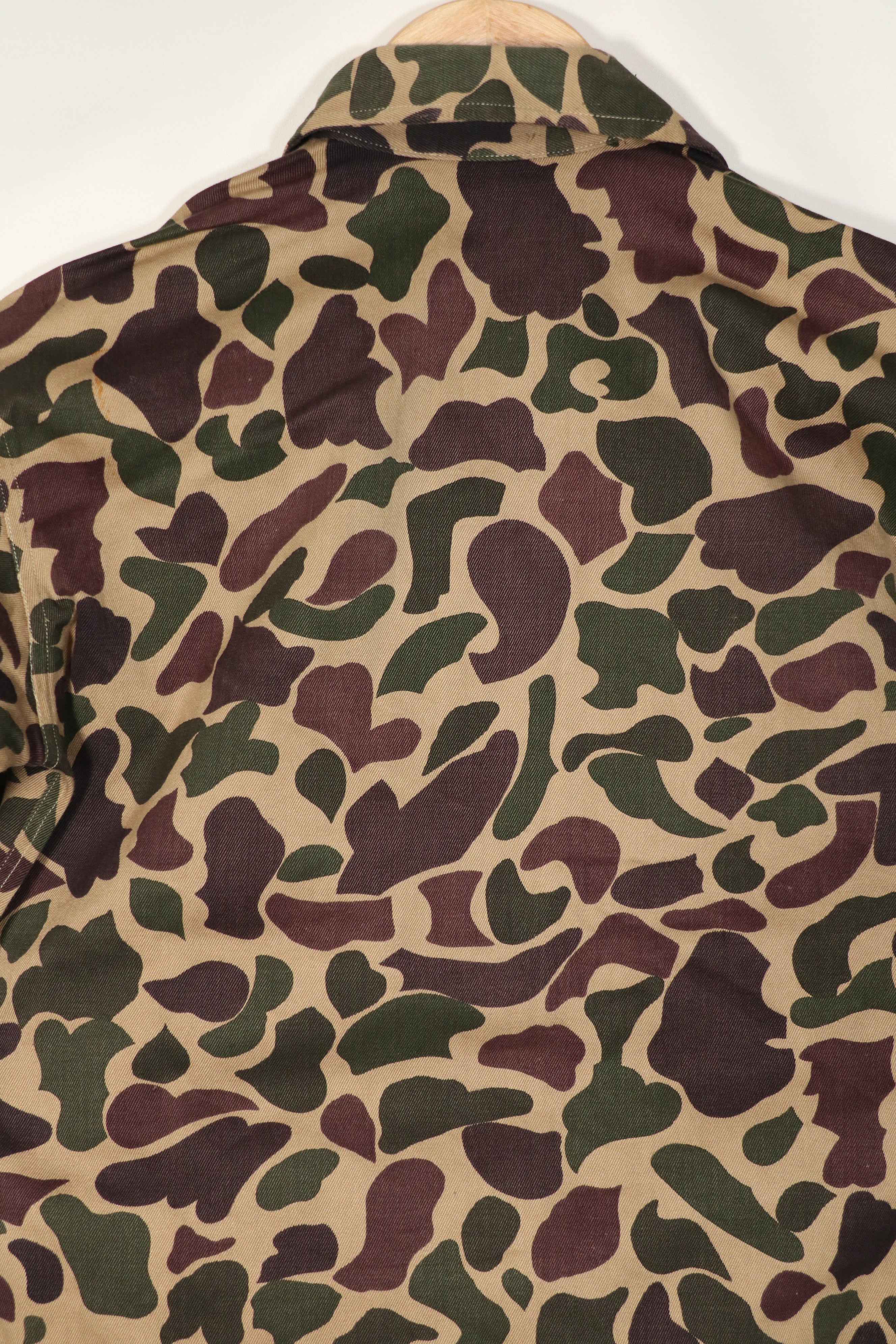 Real CIDG Beogam camouflage shirt, almost never used, no stamp, no size tag.