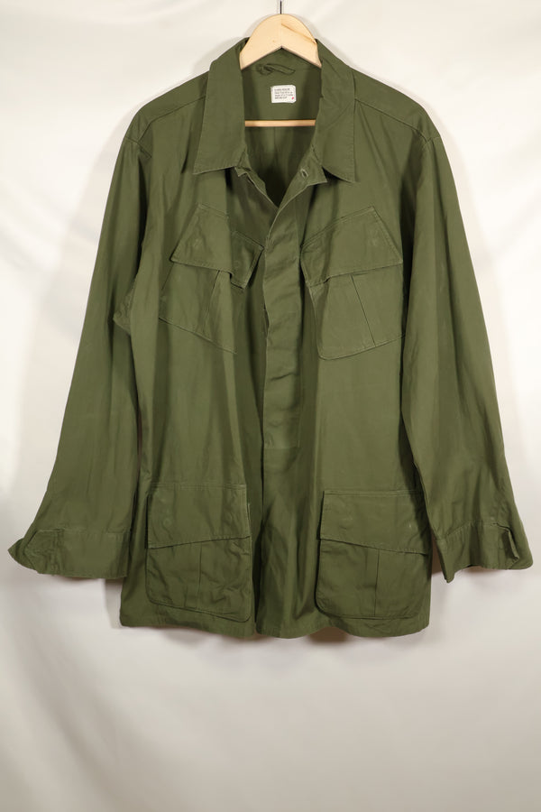 Real 1966-67 X-L-R 3rd Model Jungle Fatigue Jacket in good condition.