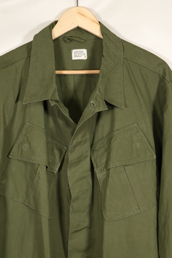 Real 1966-67 X-L-R 3rd Model Jungle Fatigue Jacket in good condition.