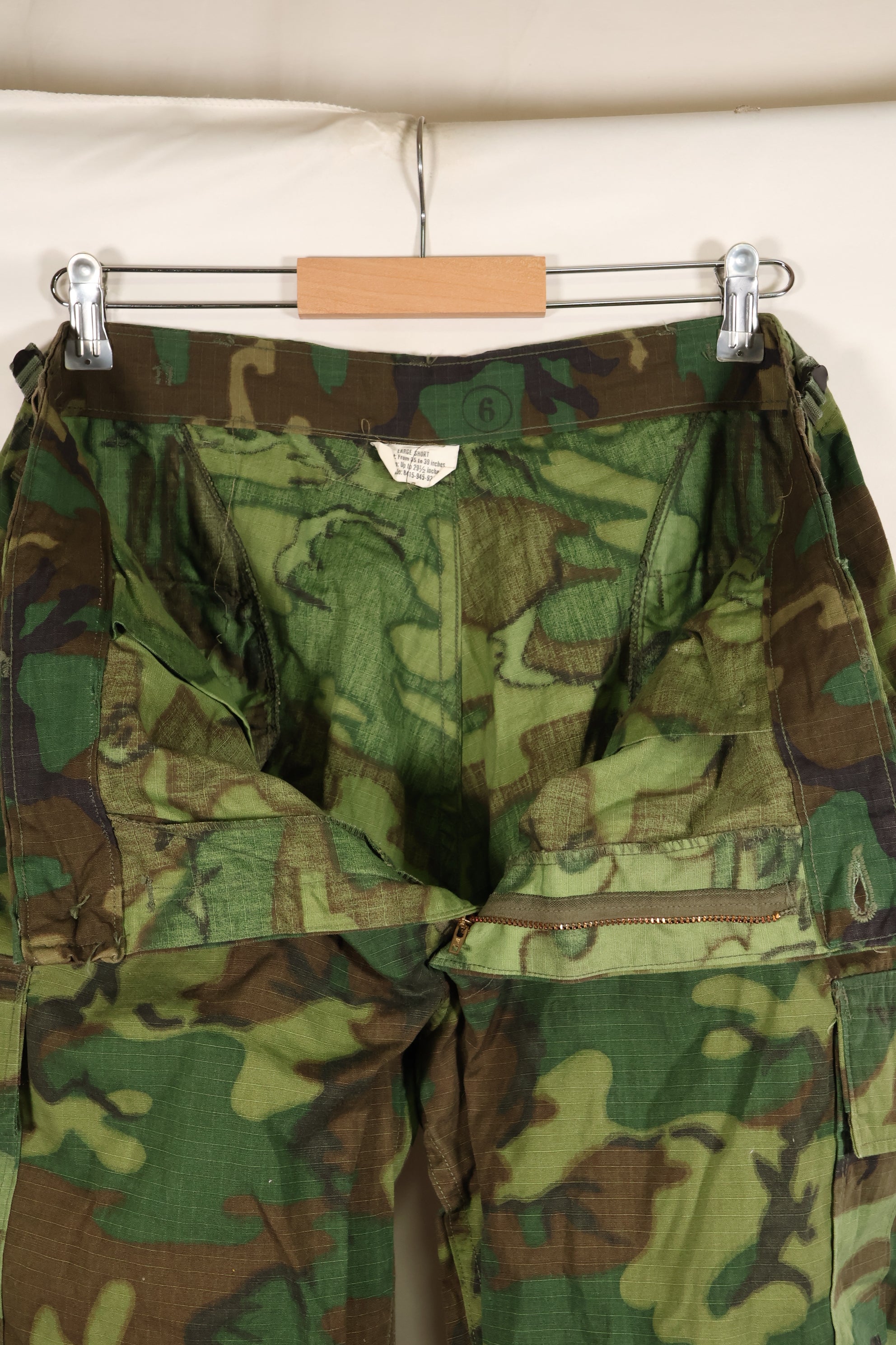 1969 Contract L-S Ripstop Fabric ERDL Camo Green Leaf Jungle Fatigue Pants (Used)