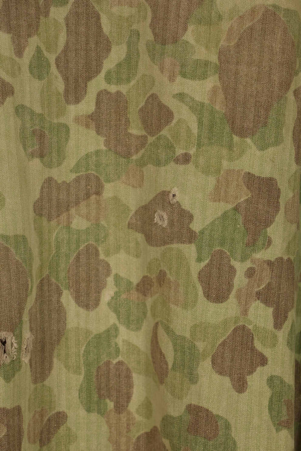 Real 1940s WWII U.S. Marine Corps P44 Frogskin Camouflage Jacket, used.